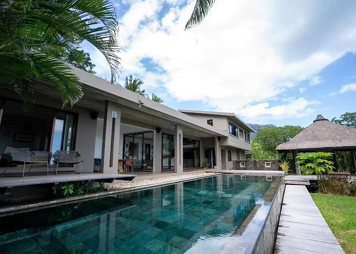Luxury Villa In Le Morne