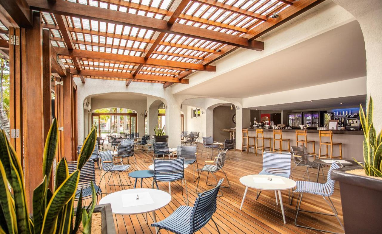 Mauricia Beachcomber & 4* Grand Baie