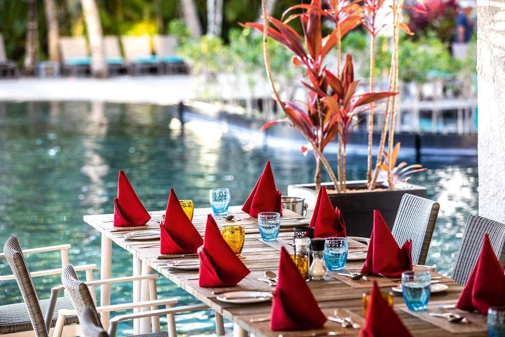 Mauricia Beachcomber & Hotel 4*