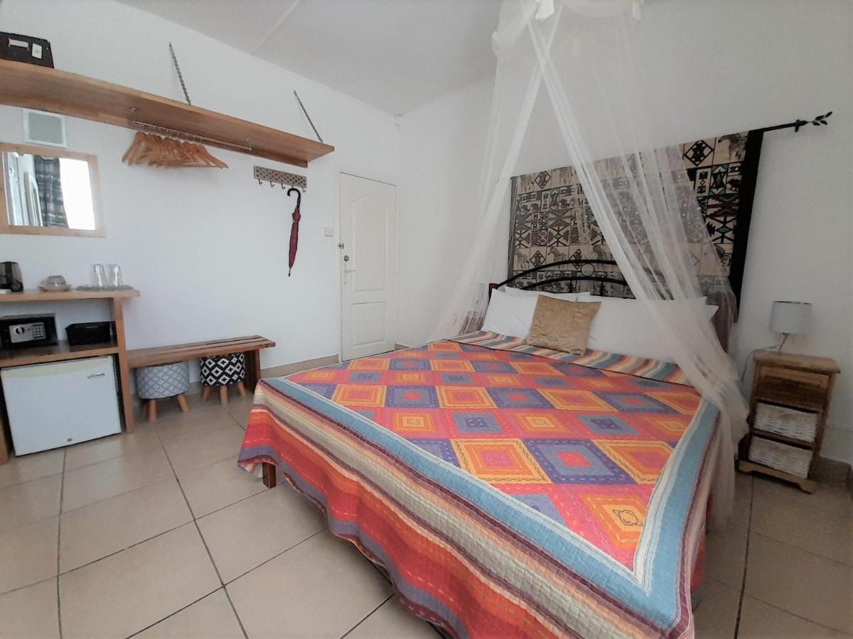 Osumare Guest house *