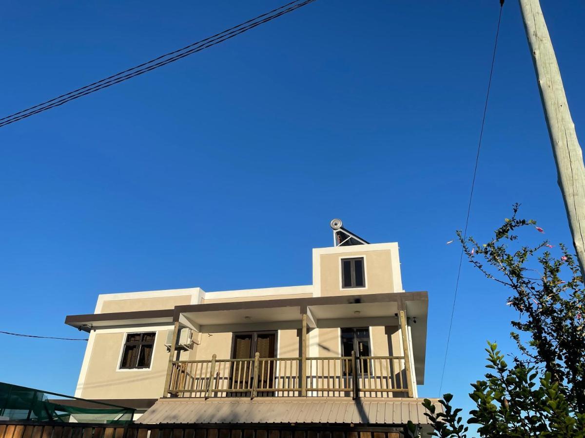 Tenexia - Mountain View Apartment