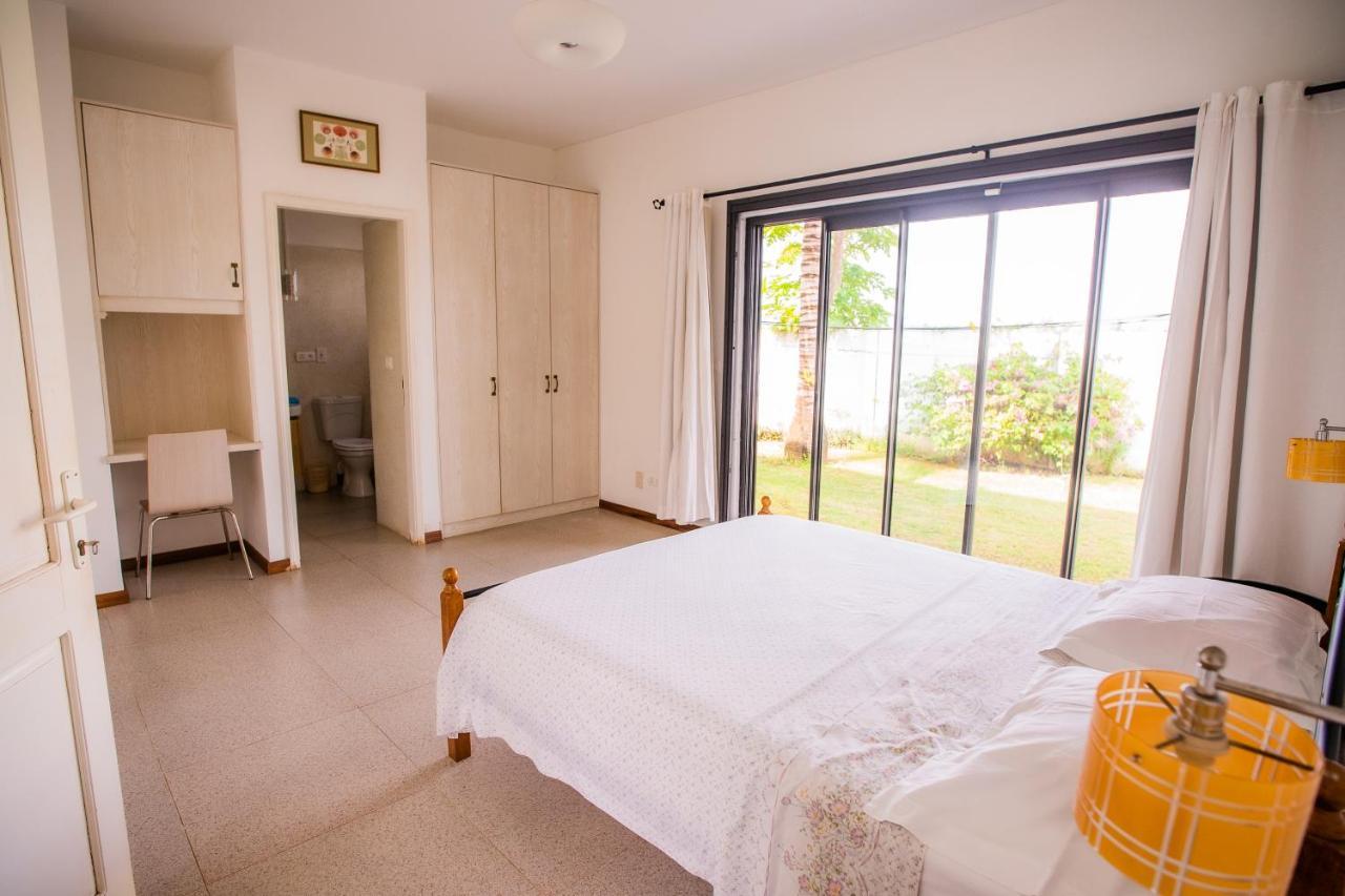 Angelou - Sunlit Getaway With Pool And Wifi Villa *