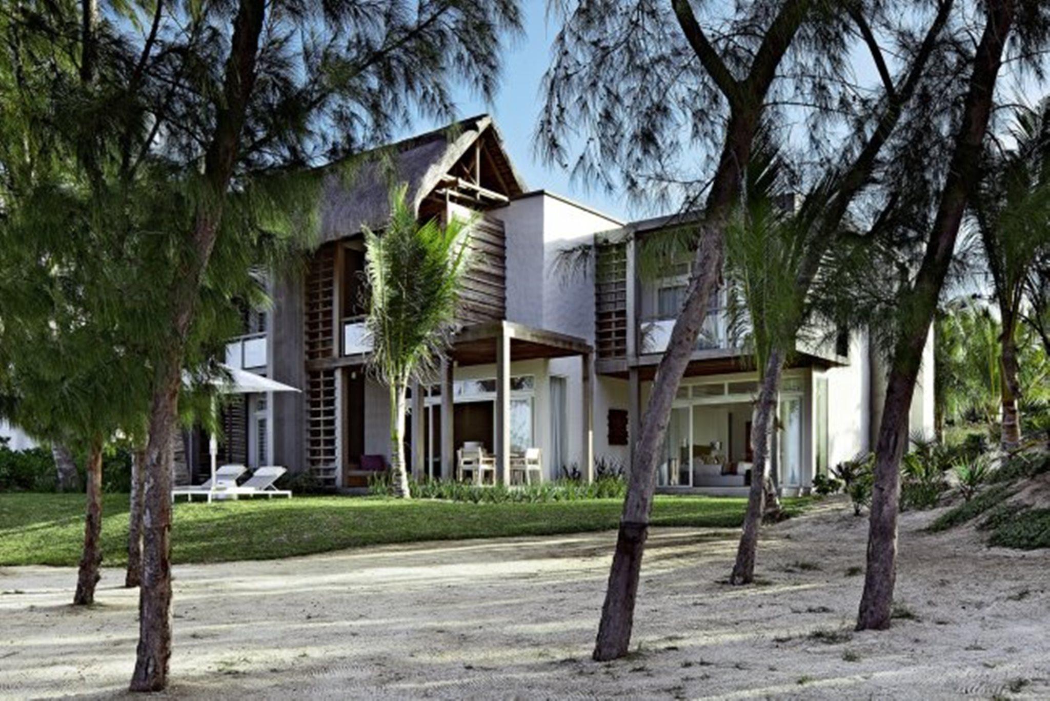 Long A Sunlife 5* Belle Mare