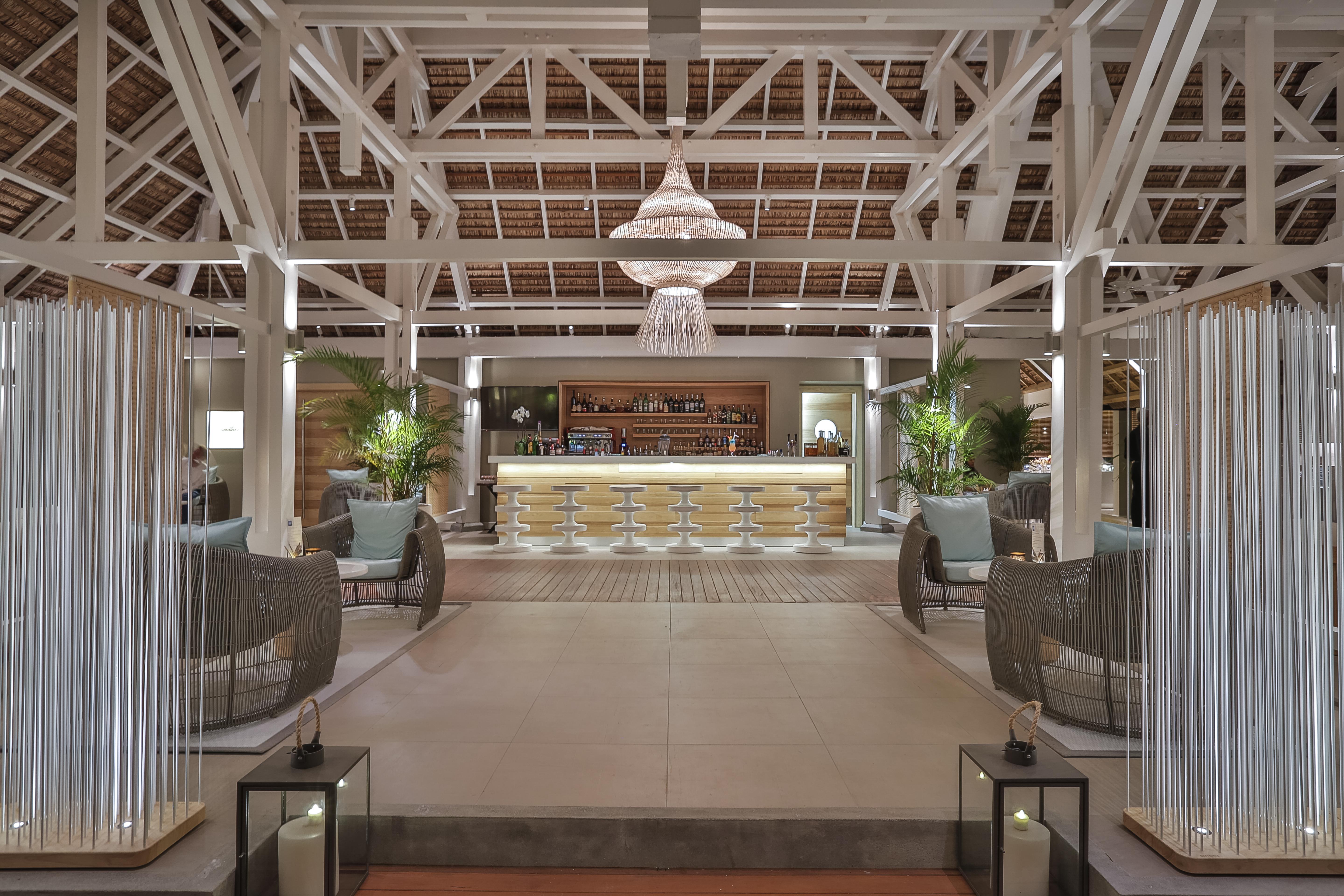 Resort Anahita Golf & Beau Champ