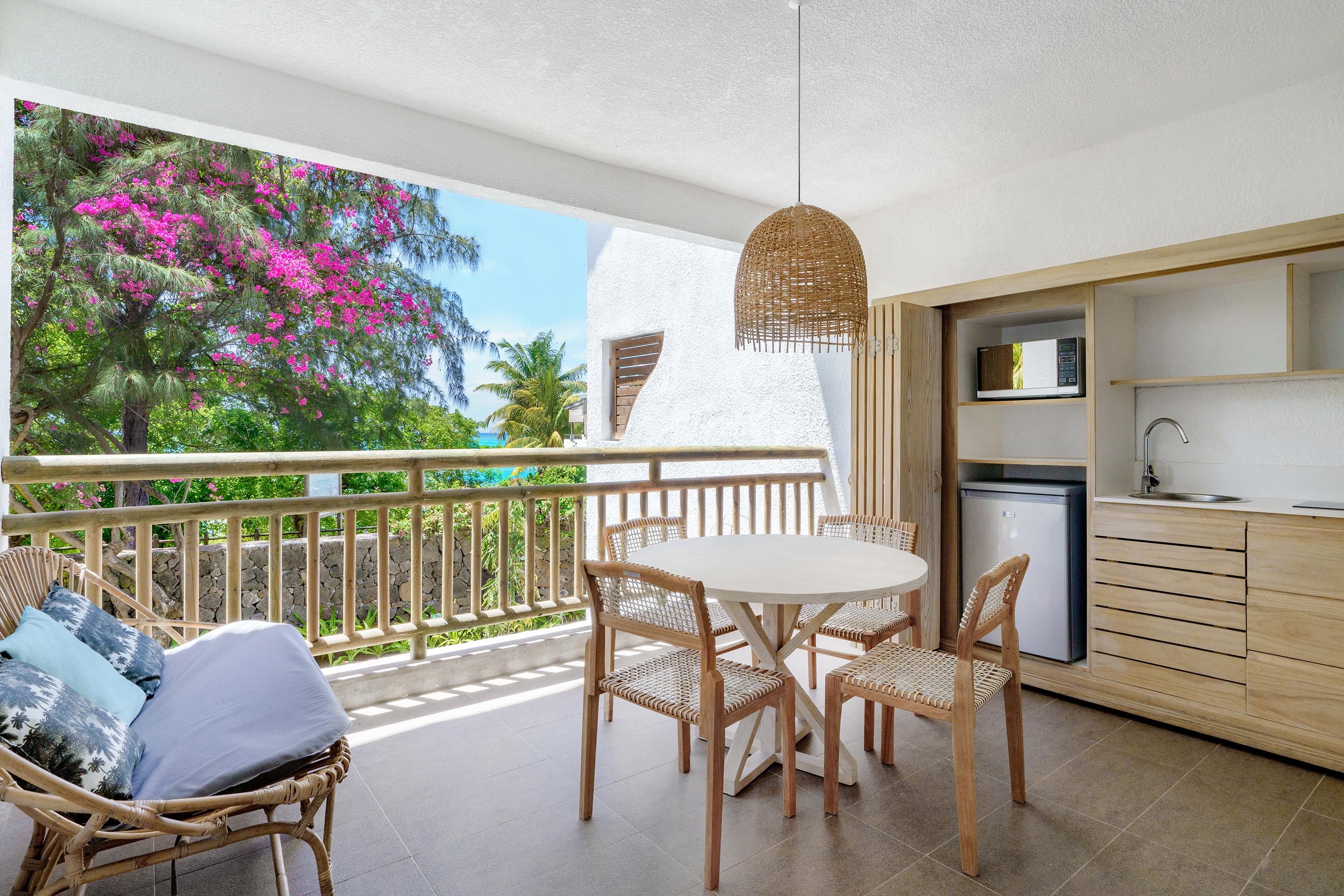 Coin De Mire Attitude Hotel Bain Boeuf