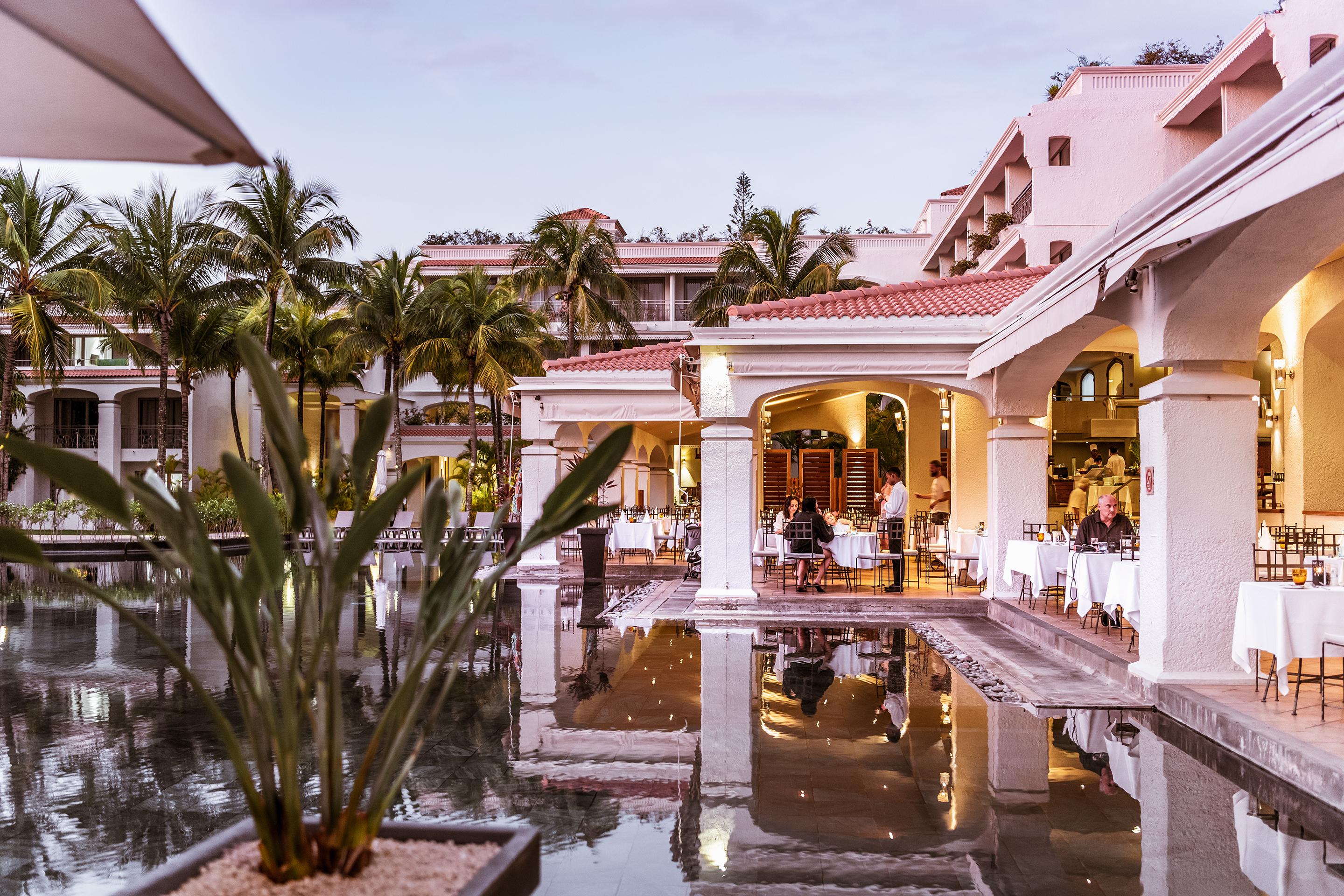 Mauricia Beachcomber & Hotel Grand Baie