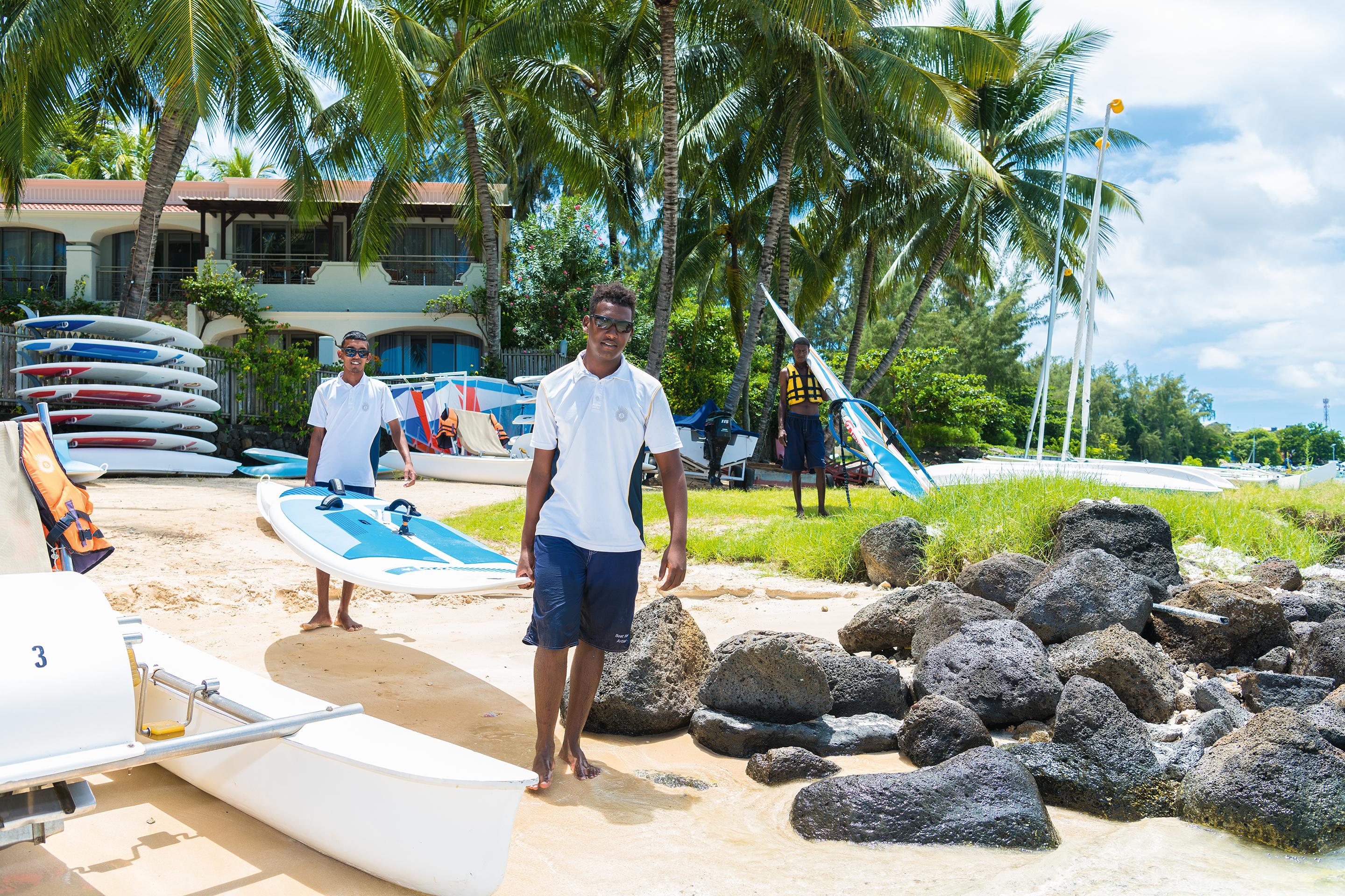 Mauricia Beachcomber & Hotel 4*
