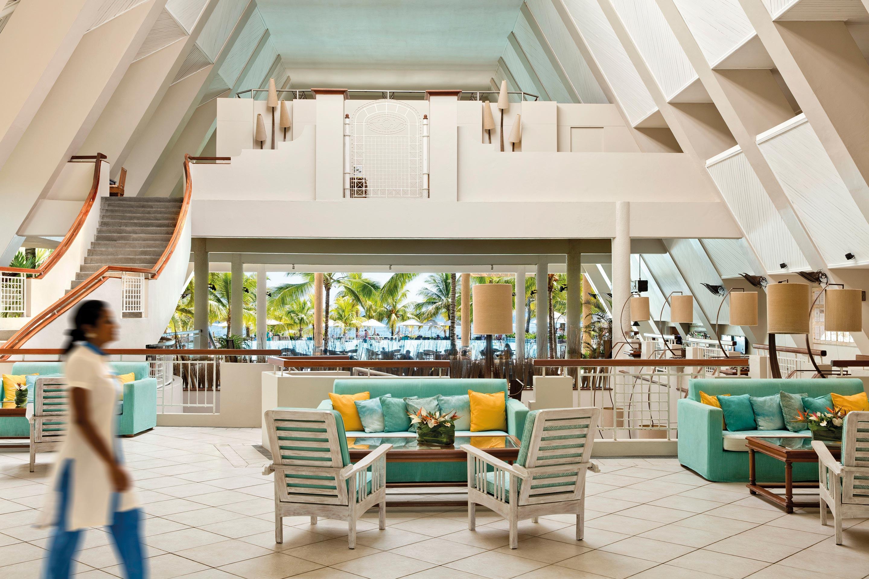 Hotel Victoria Beachcomber & 4*