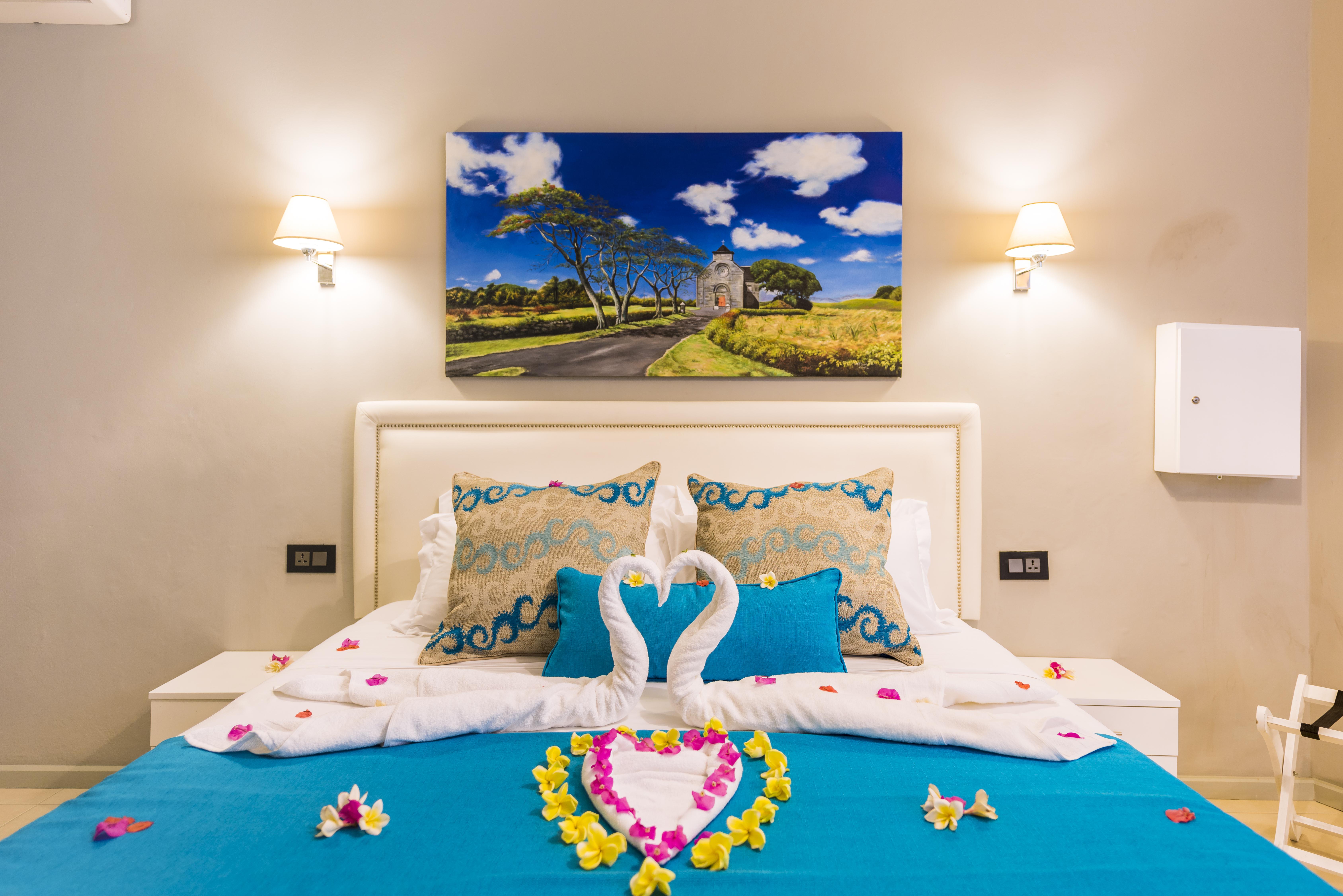 Azur Paradise Hotel 3*