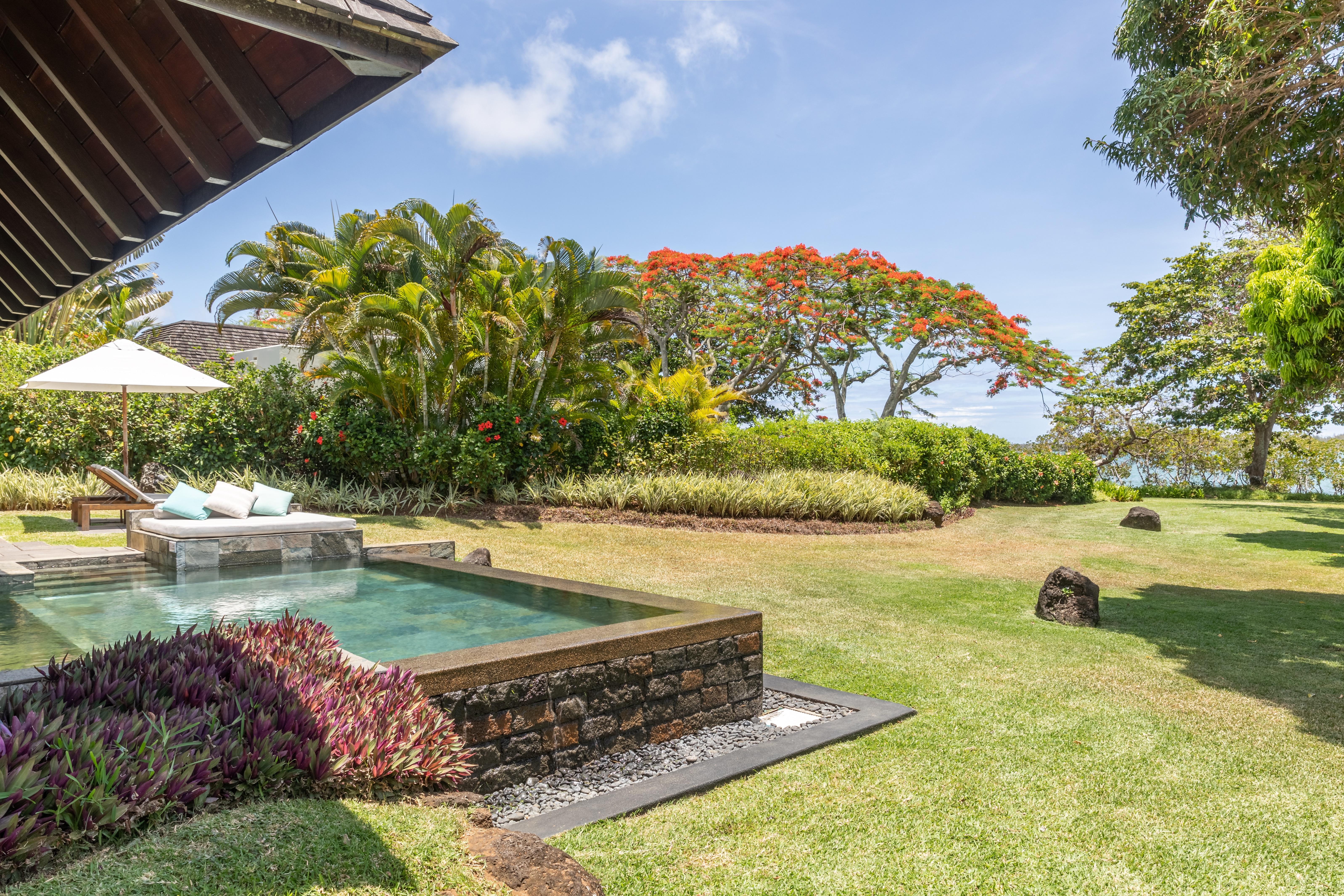 Four Seasons Mauritius At Anahita Resort Beau Champ