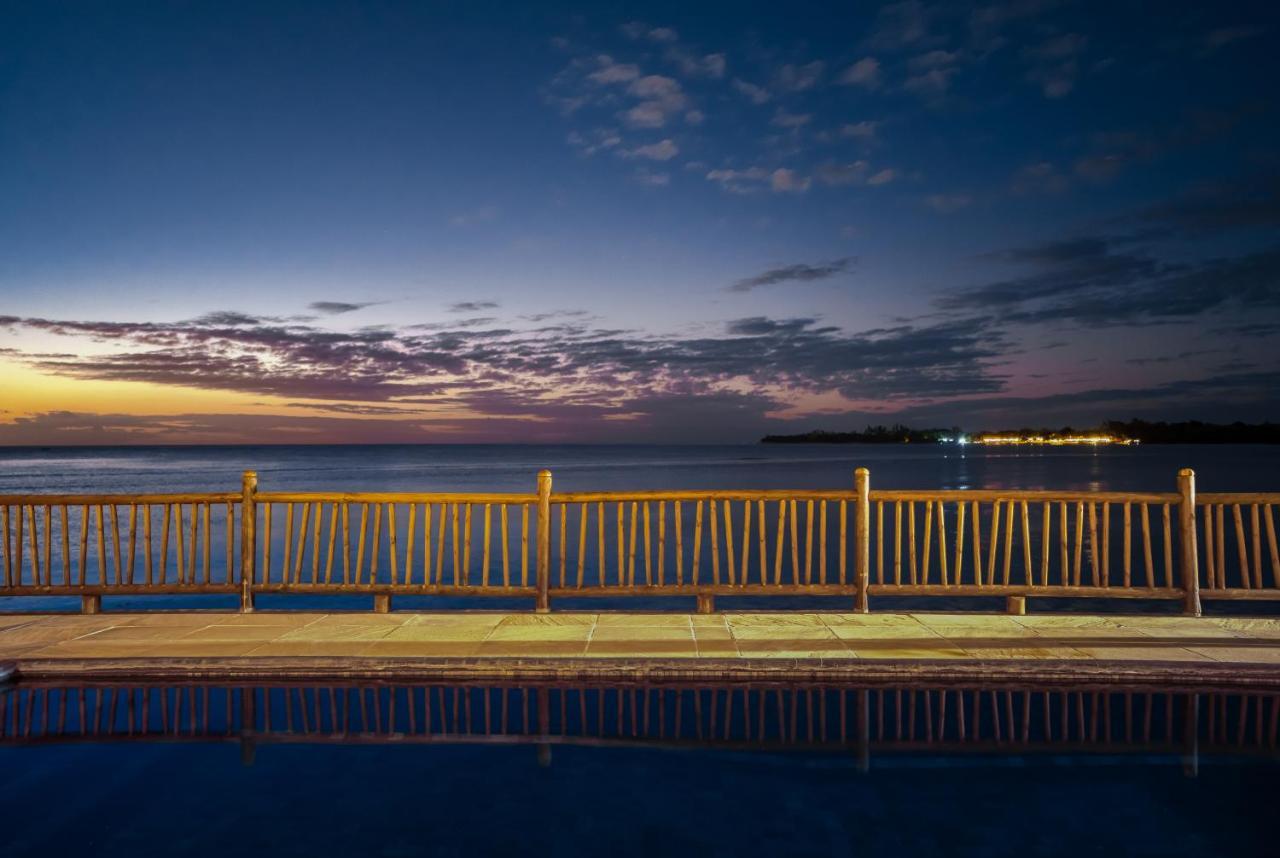 Serenity By The Sea- 3brvilla W Stunning Sunsets Villa *