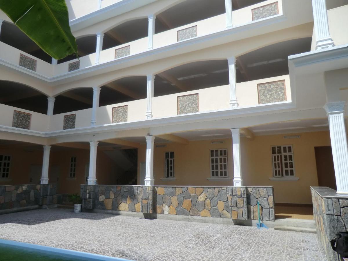 Les Lilas Inn Grand Baie