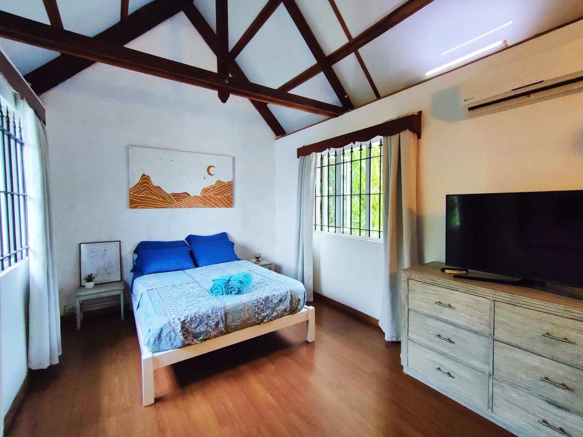Mermaid Cove Apartment *