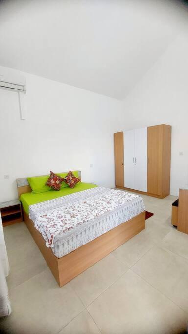Ocean Views & Stunning Sunsets 1st-floor Villa Flic-en-Flacq