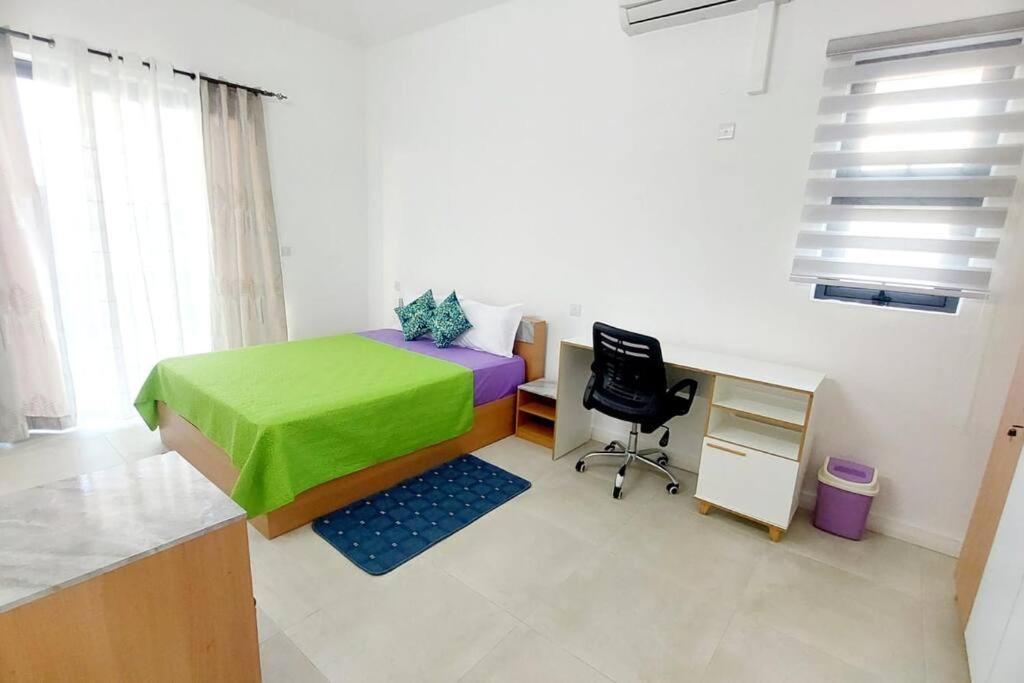 Ocean Views & Stunning Sunsets 1st-floor Flic-en-Flacq