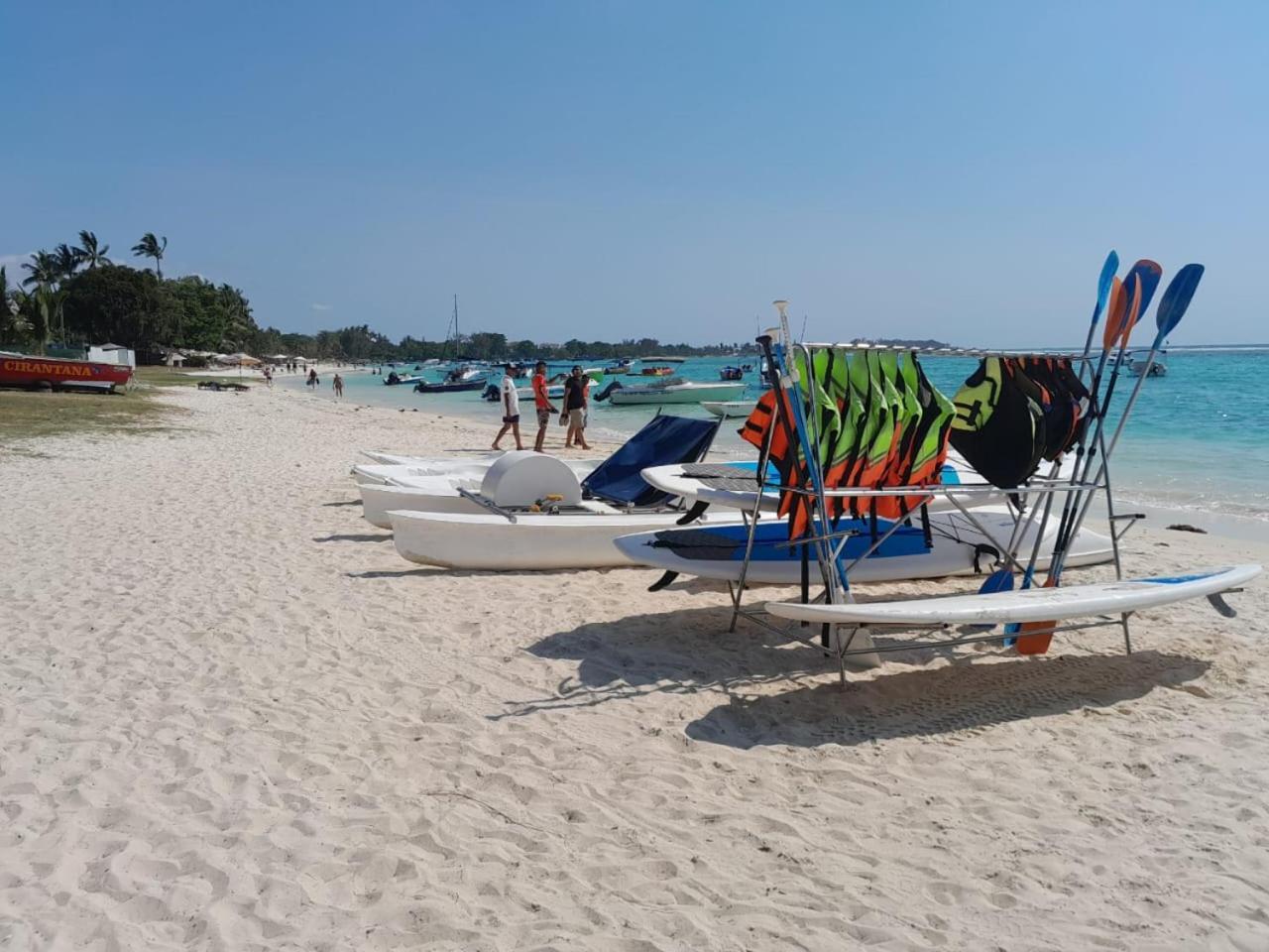 Coral Homestay Trou aux Biches