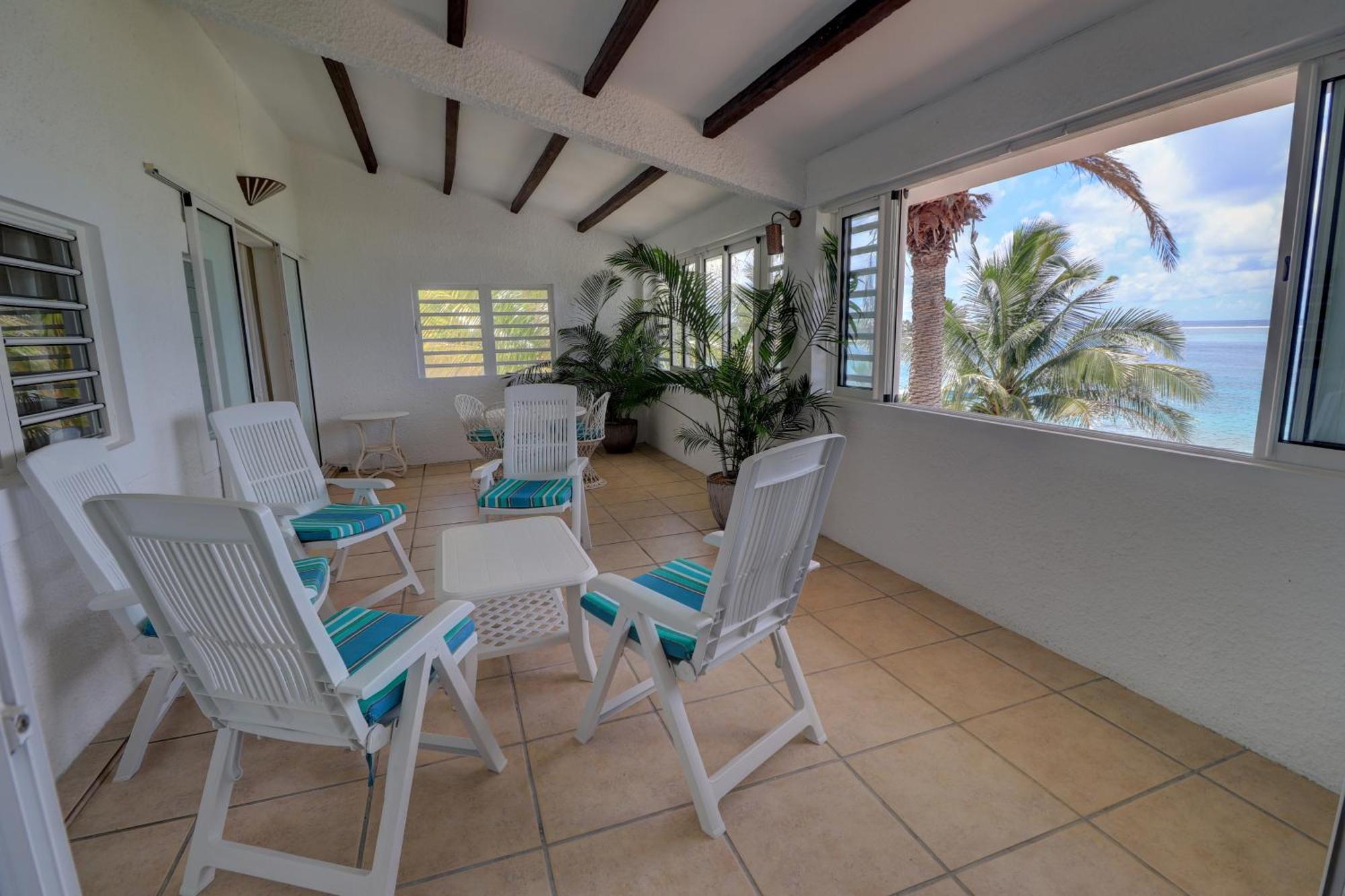 Horizon - Beachfront Homes Apartment