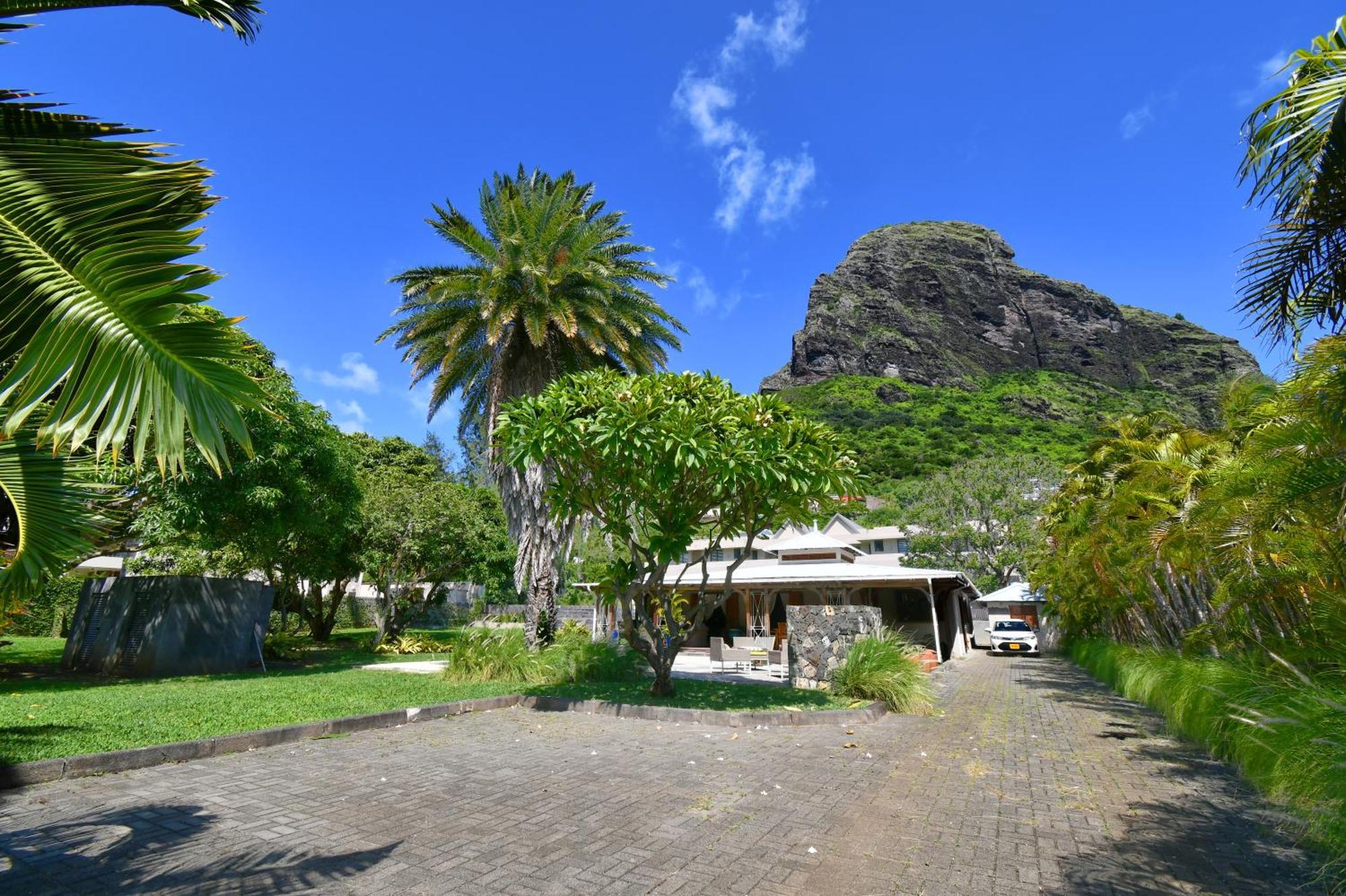 Villa Alira
