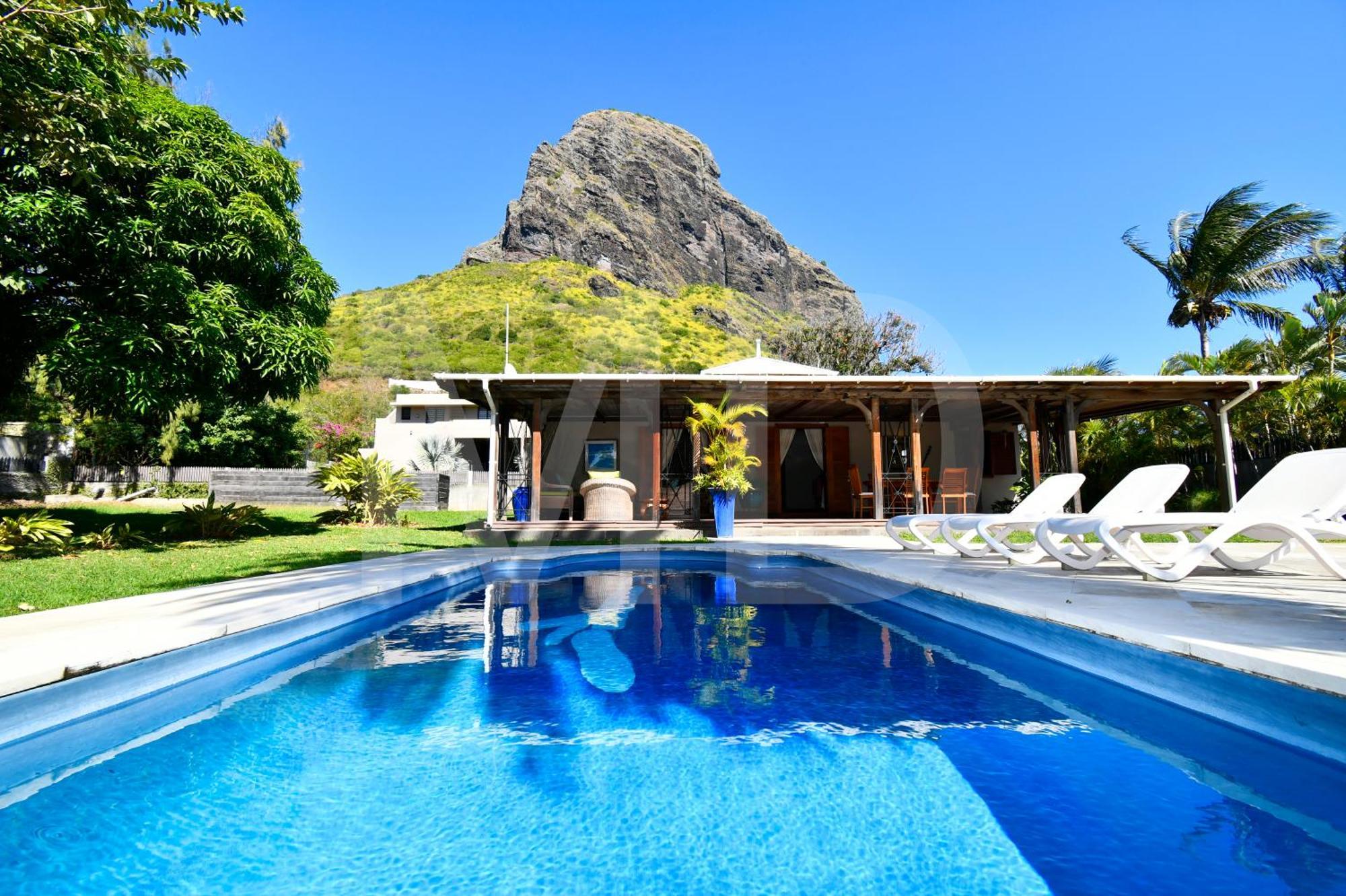 Alira * Le Morne