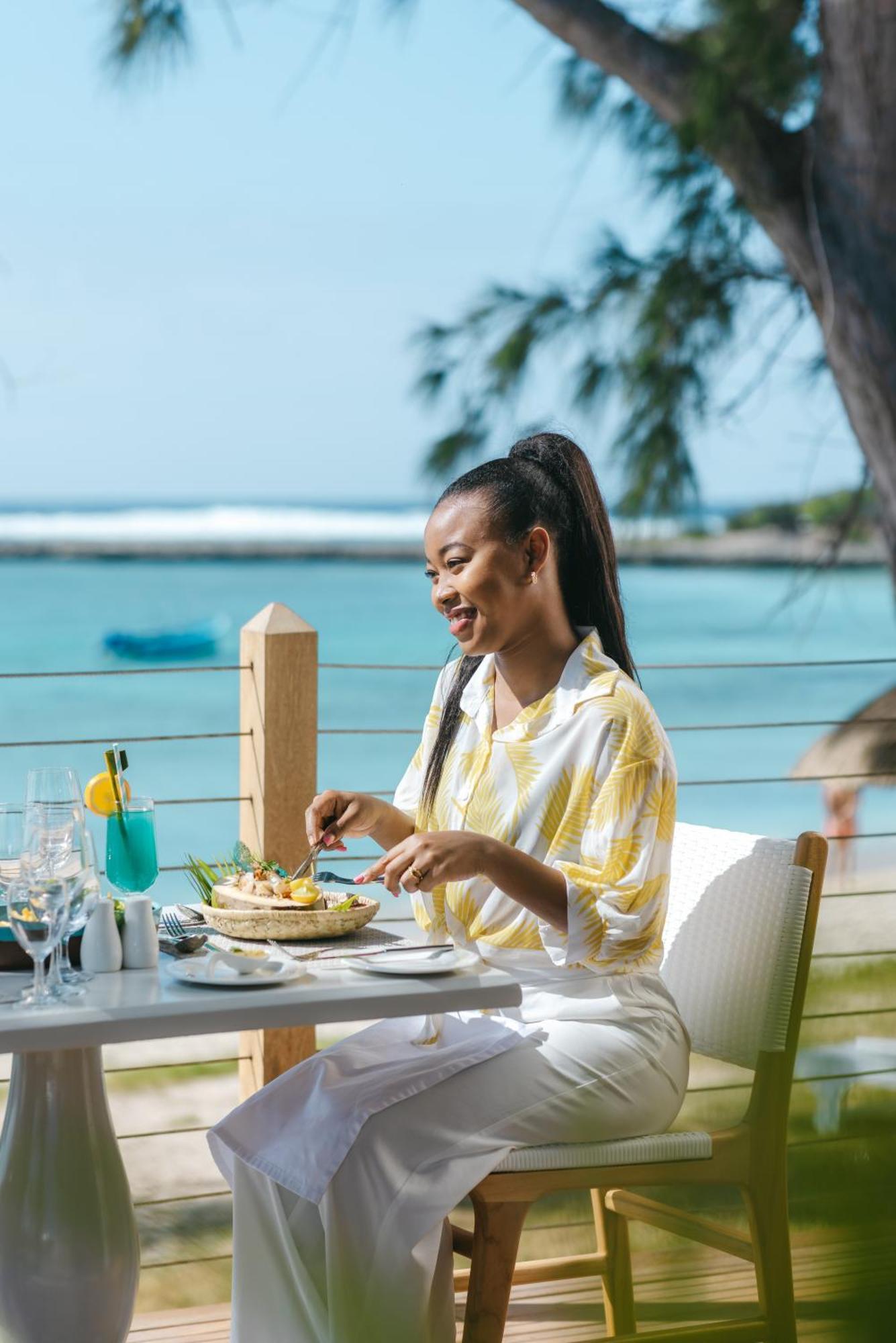 Cotton Bay & Resort 3*