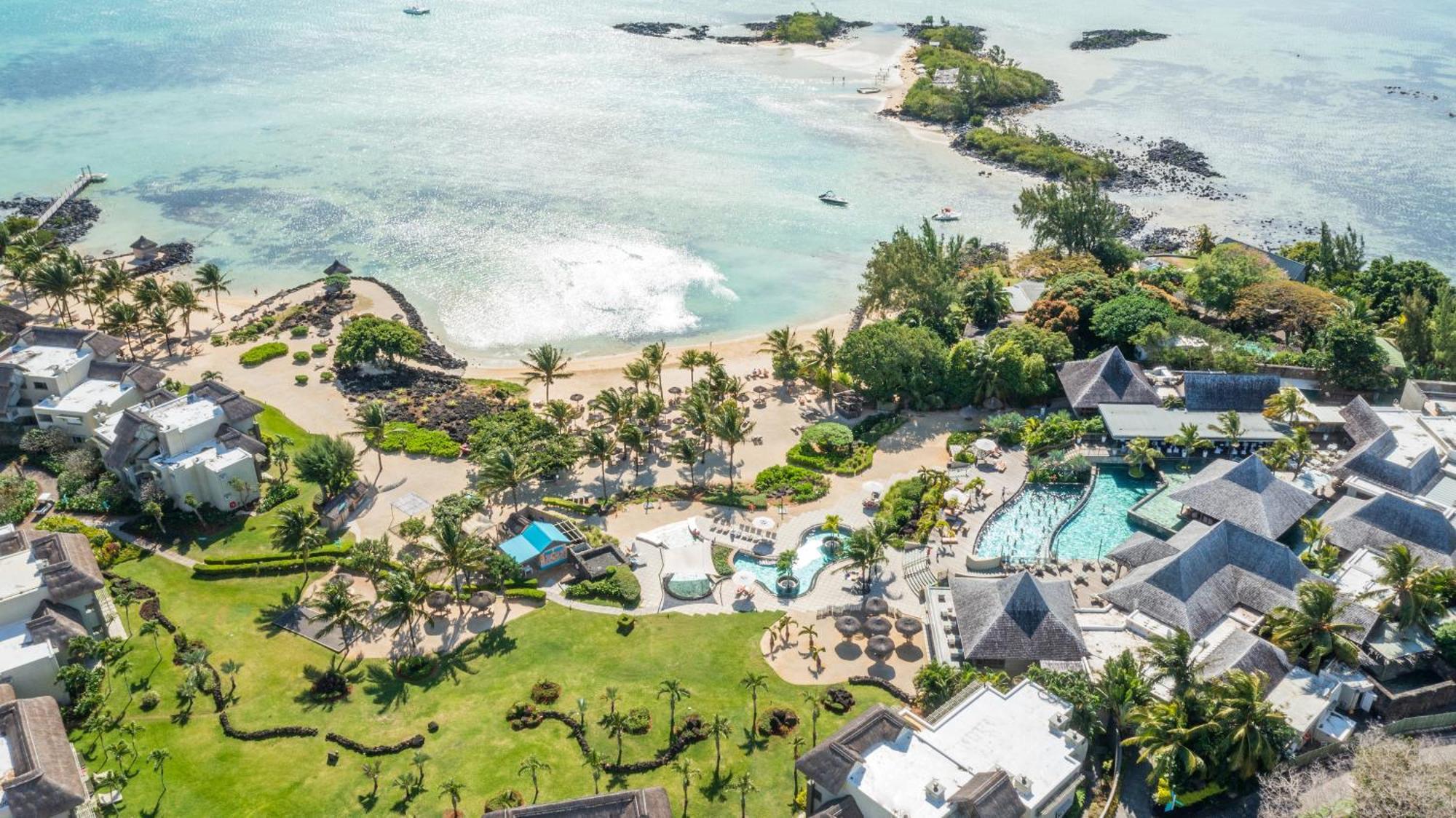 Zilwa Attitude Resort 4*