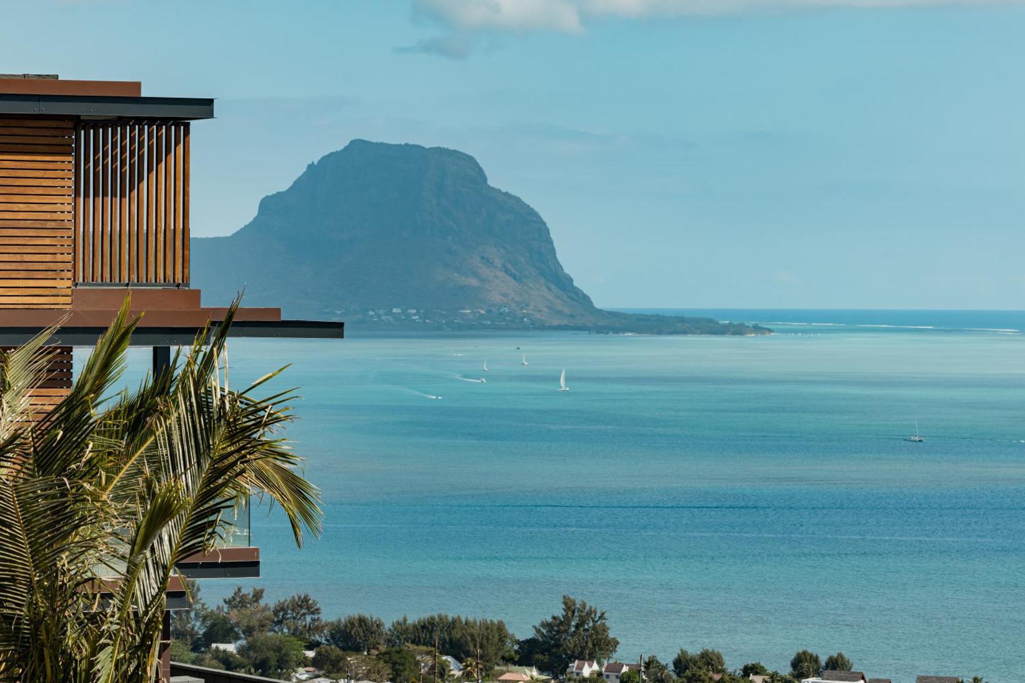 Legend Hill And Resort Riviere Noire