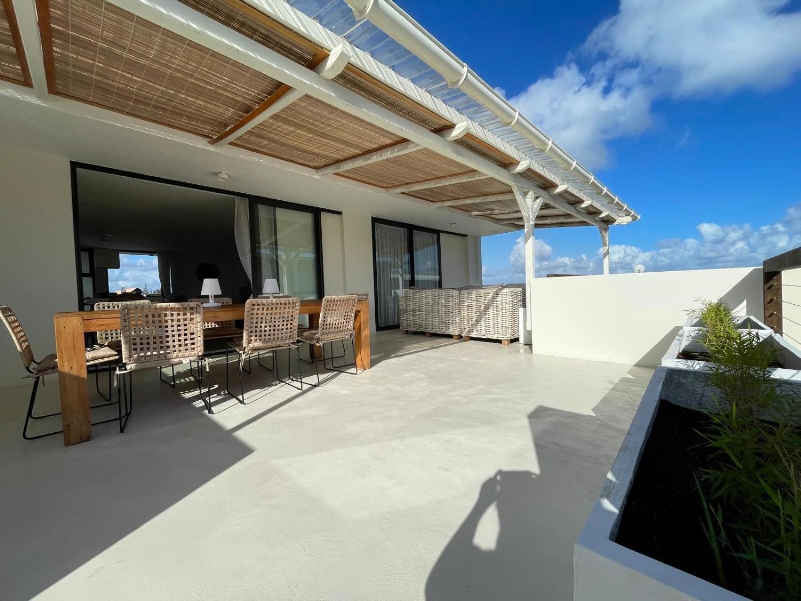 Azur Et Terrasse Apartment