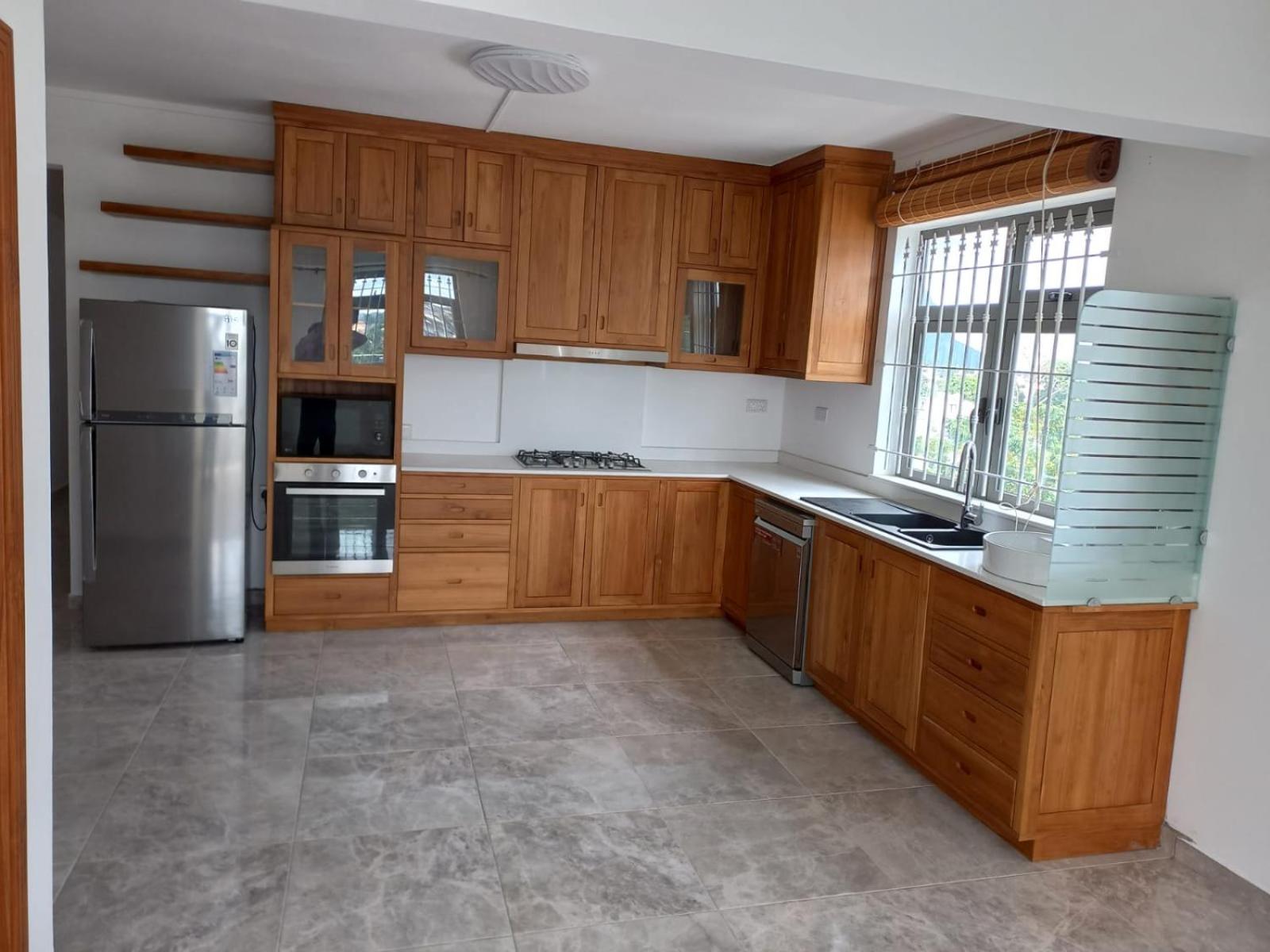 U & S Luxury Ltd Apartment *