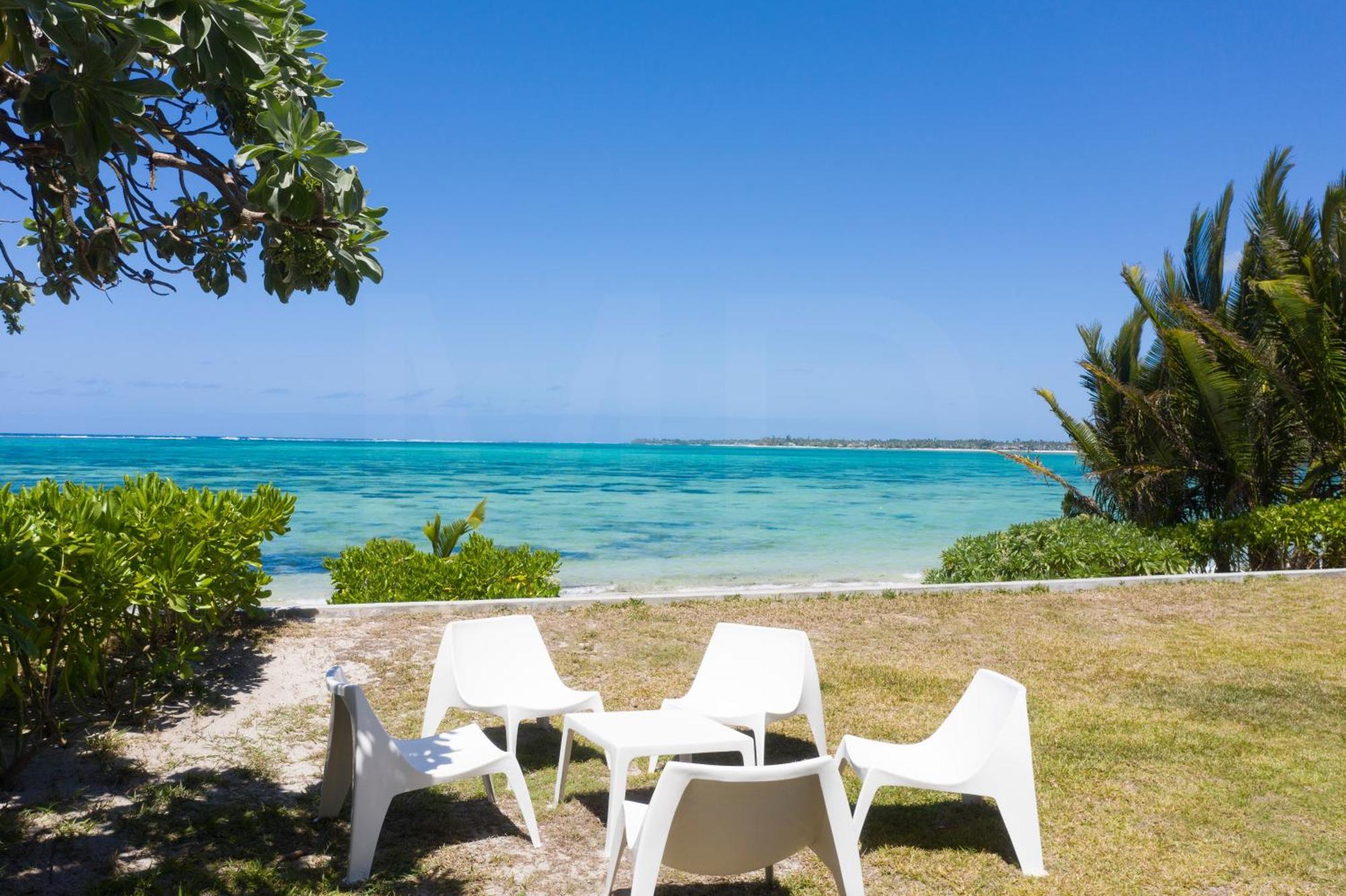 Apartment Beachfront & Pool