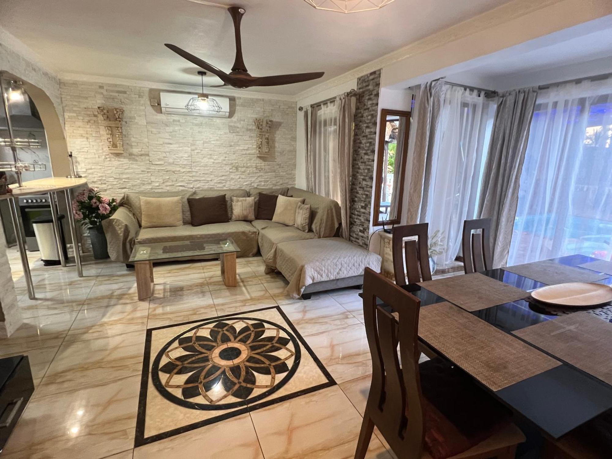 Sunshine Paradise - - 150m Apartment Trou aux Biches