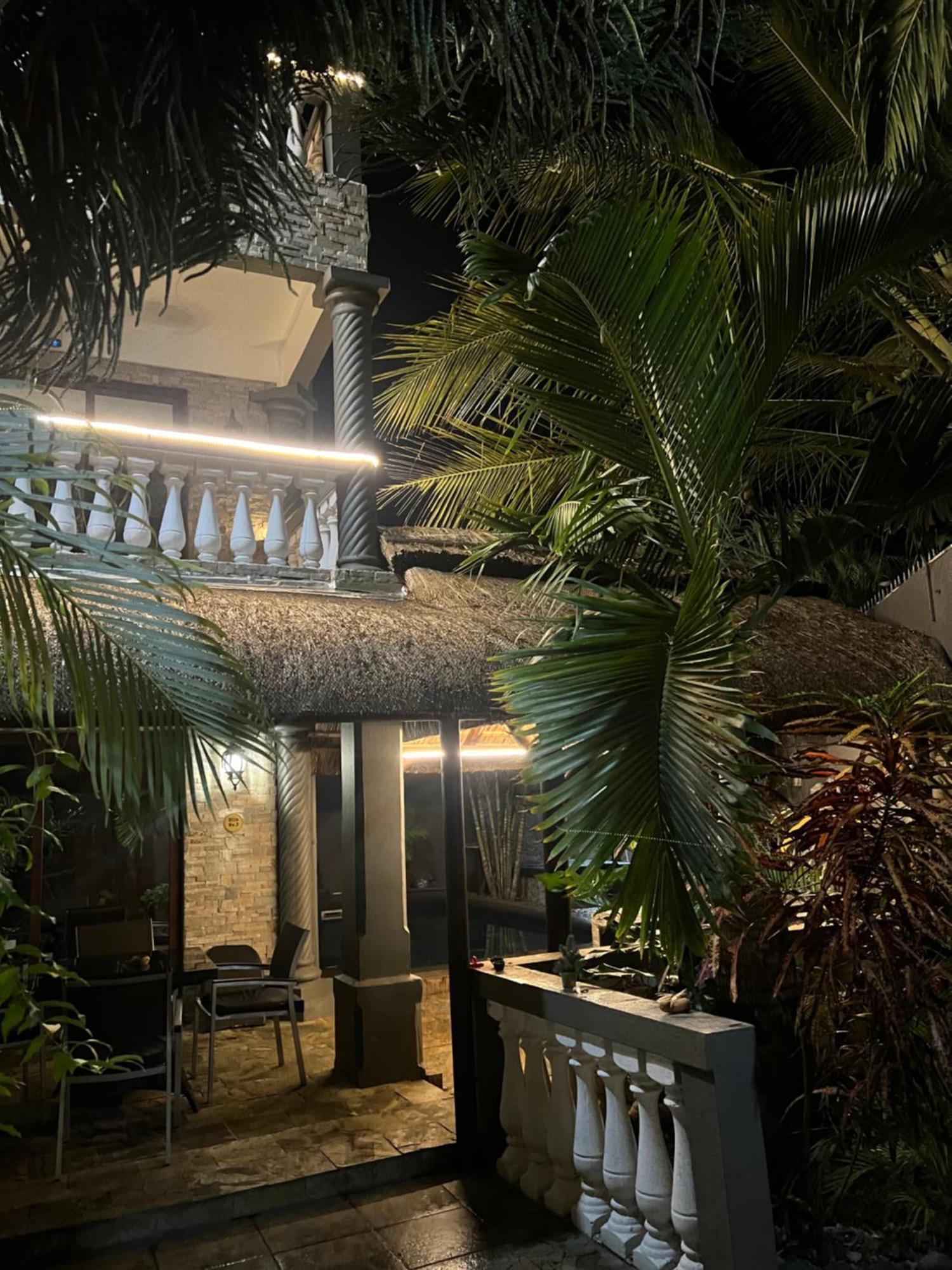 Sunshine Paradise - - 150m Apartment