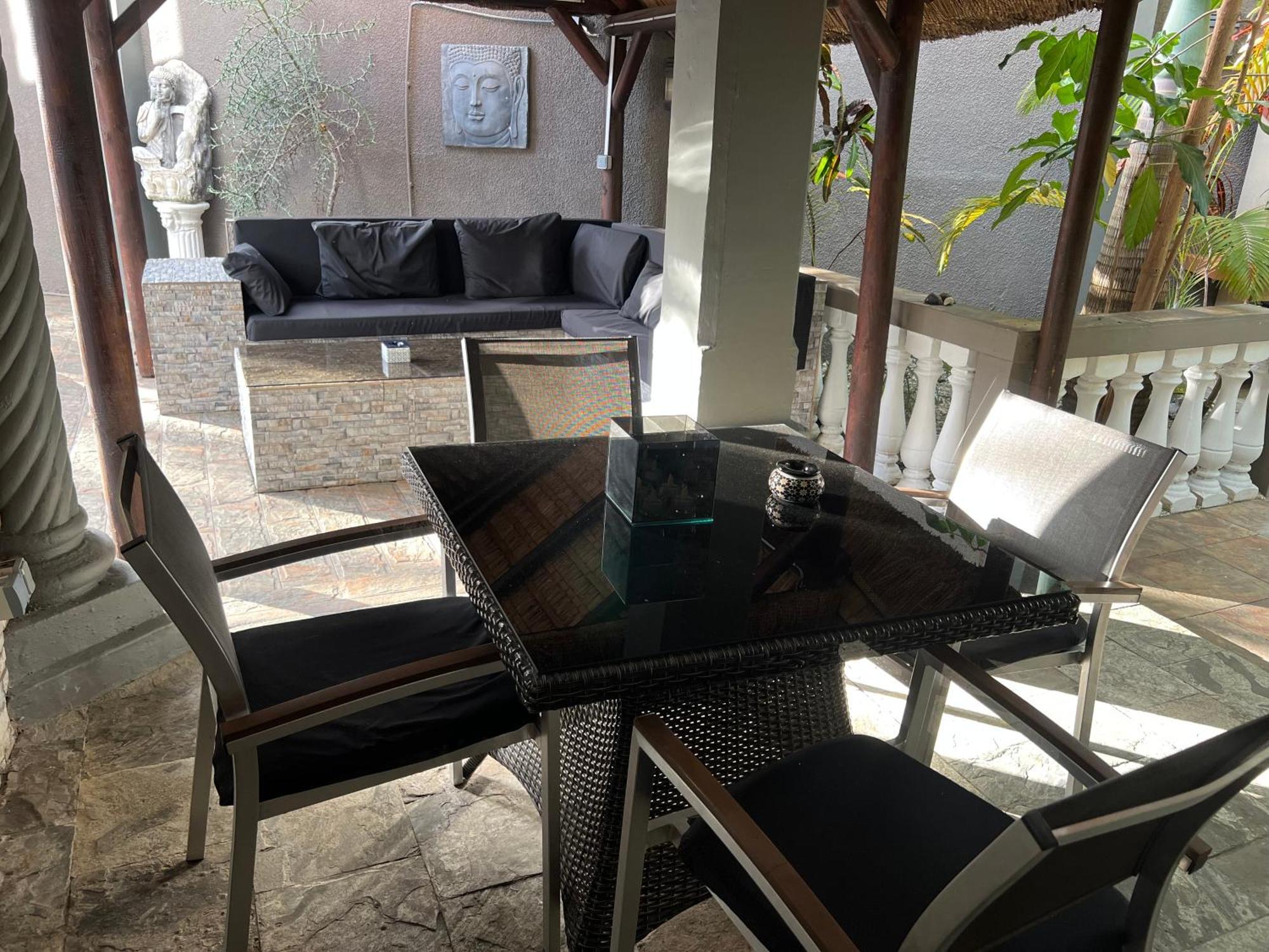 Sunshine Paradise - - 150m Apartment