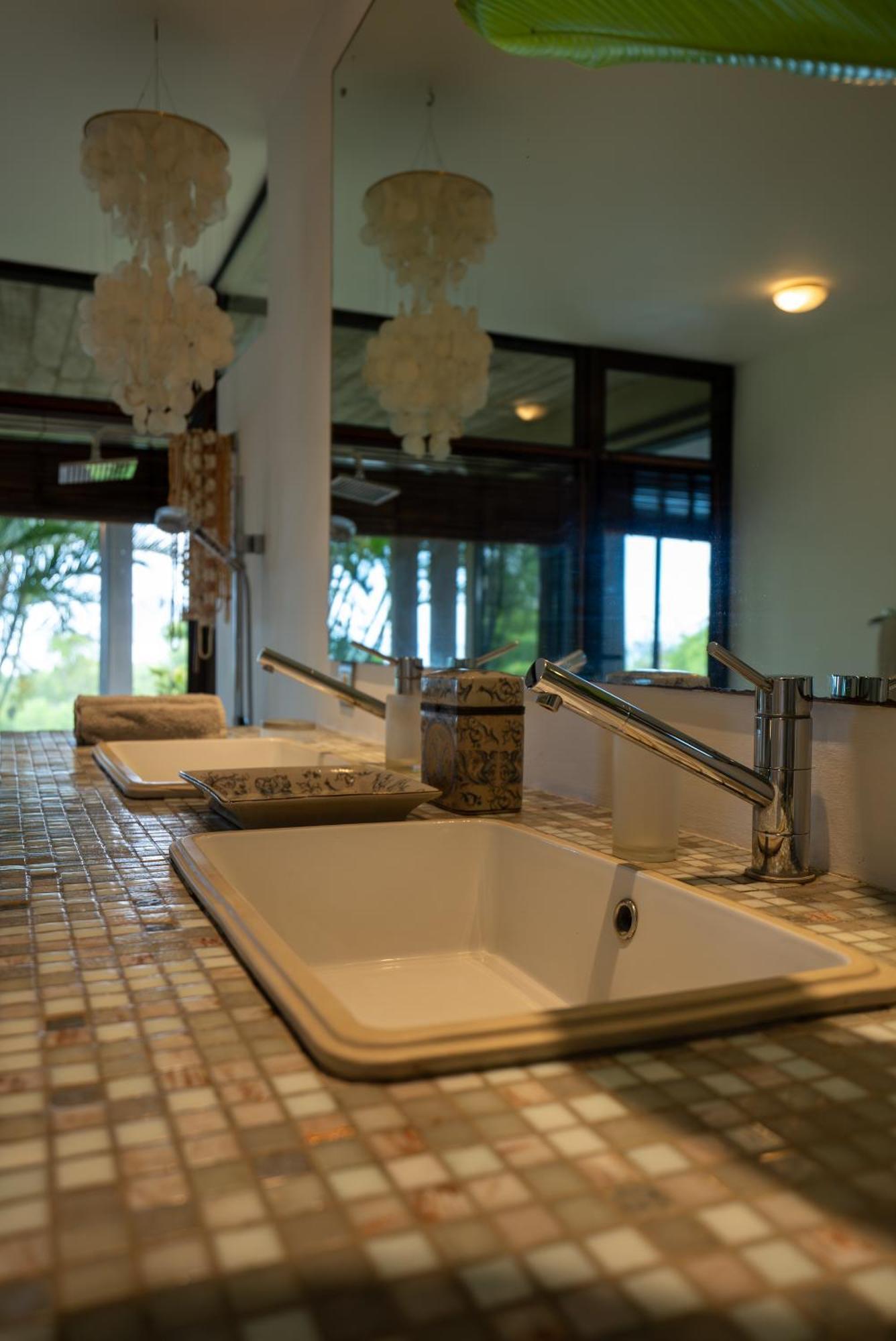 Luxury In * Le Morne