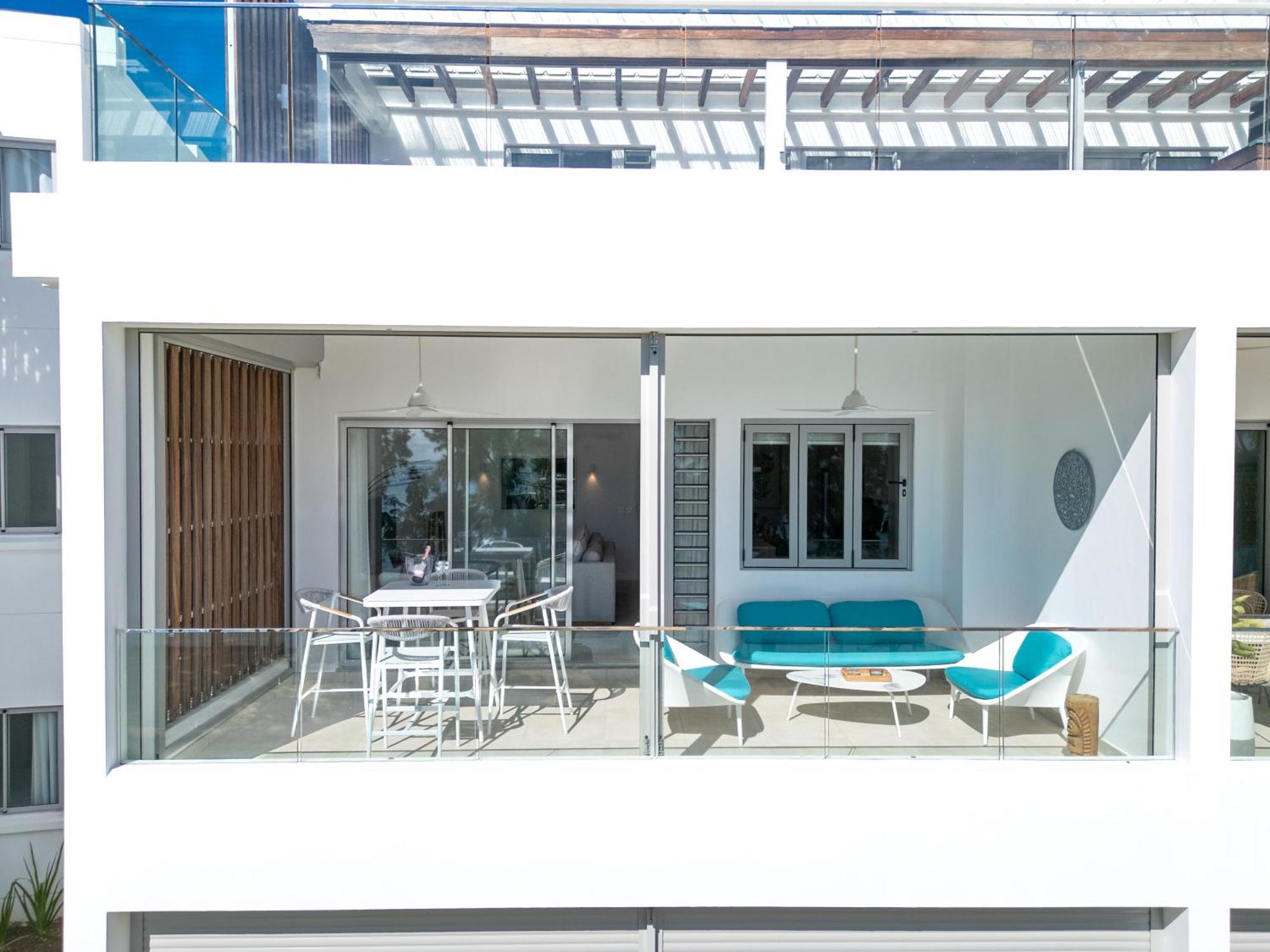 Oceanfront Getaway Apartamento