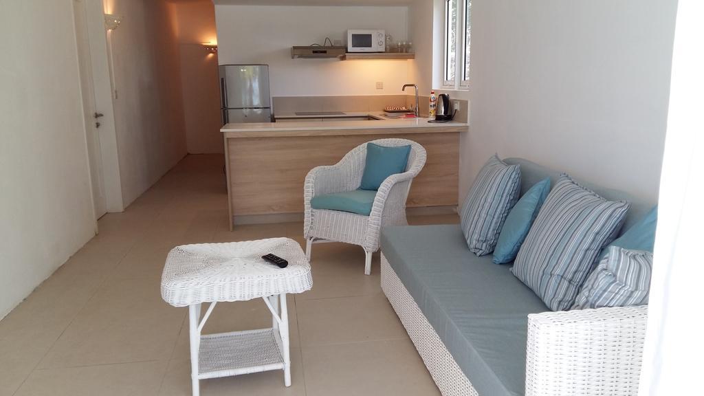 Le Beachclub 3* Pereybere Beach