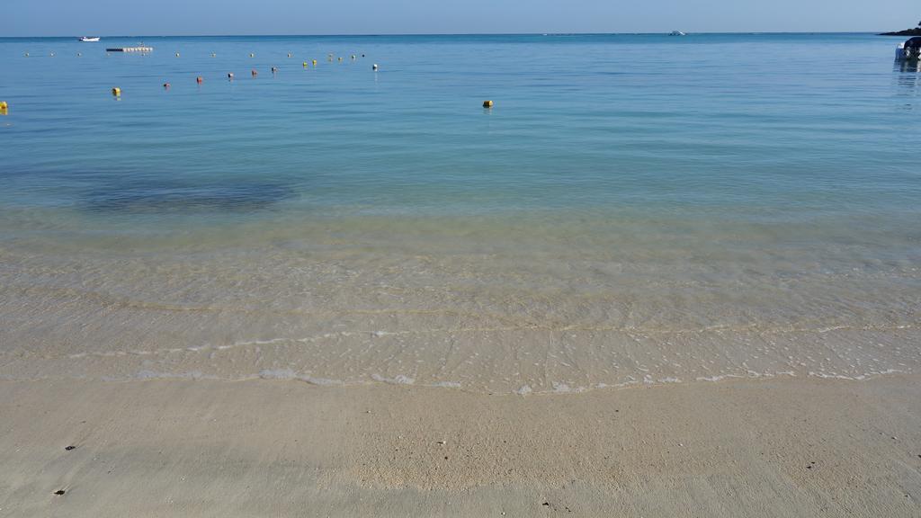 Coconuts Grand Baie