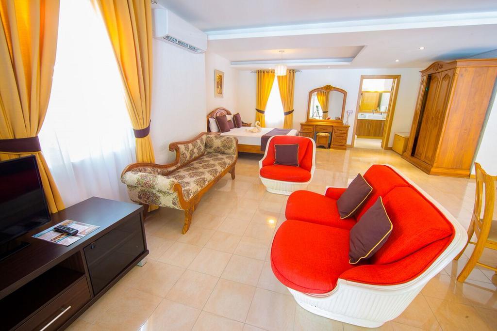 Hotel Le Surcouf & 3*