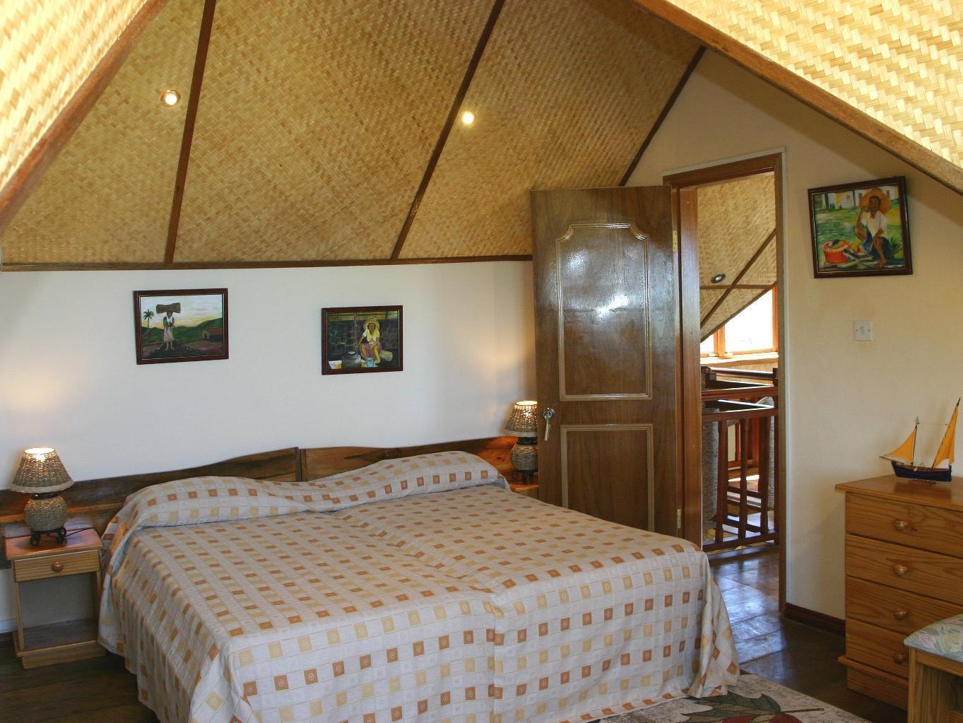 Hotel C Rodrigues Mourouk Port South East
