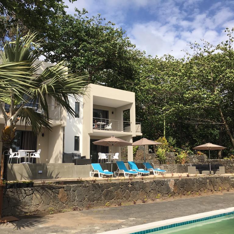 Aparthotel Valmarin Seafront Apartments 3*
