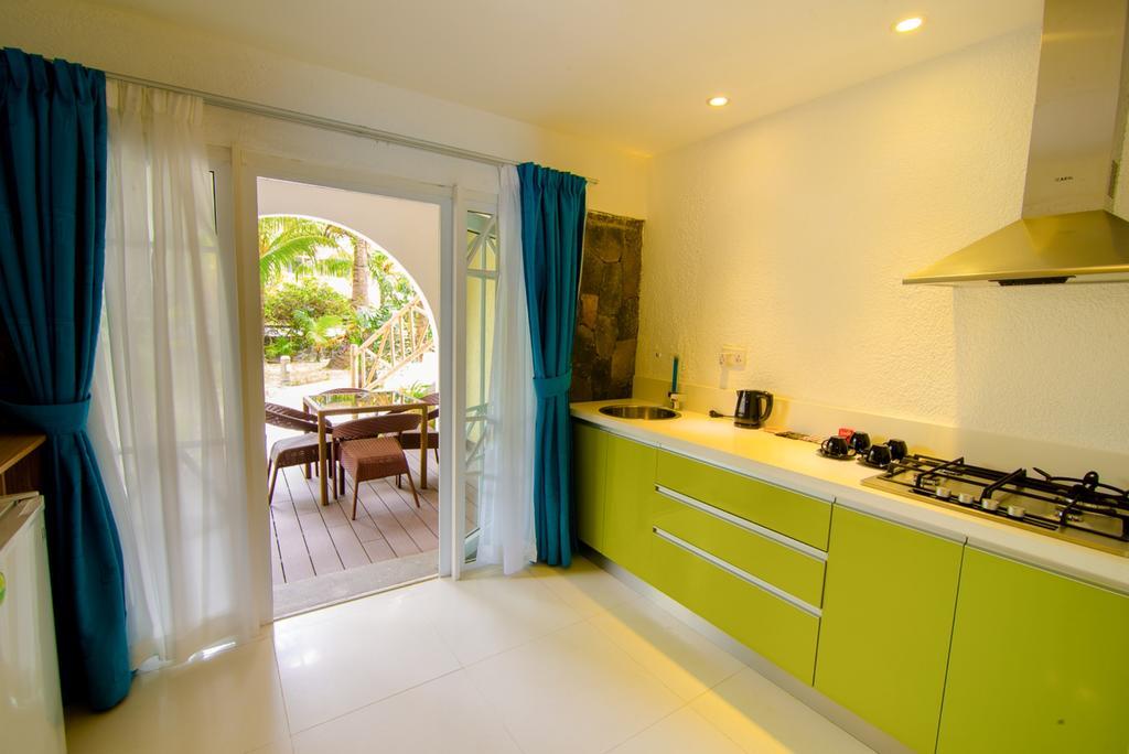 Le Surcouf & Mauritius