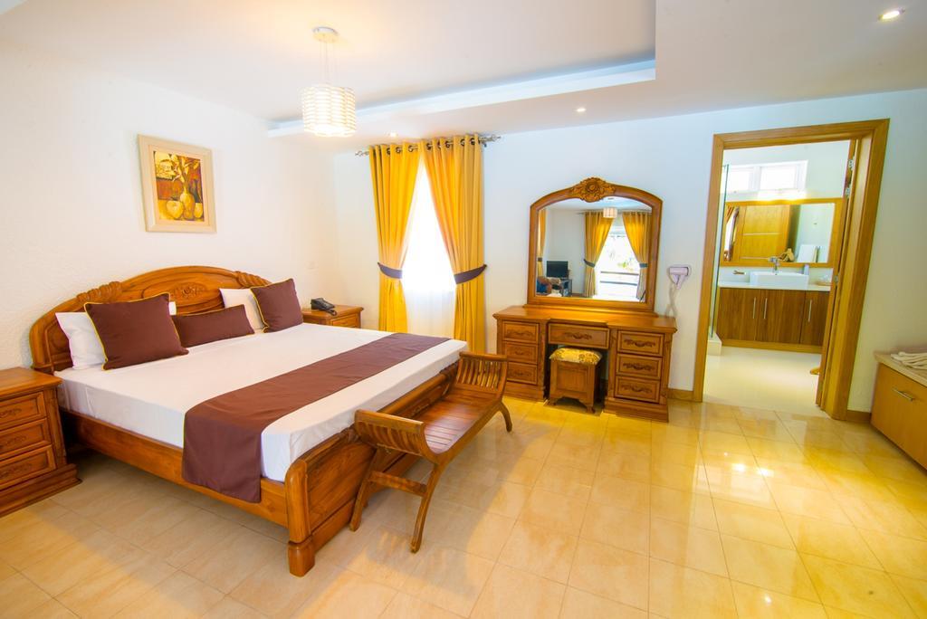 Le Surcouf & Hotel 3*