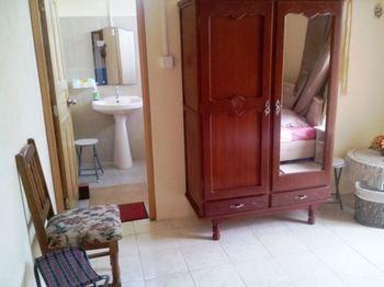 Chez Ronald Guest house 2*