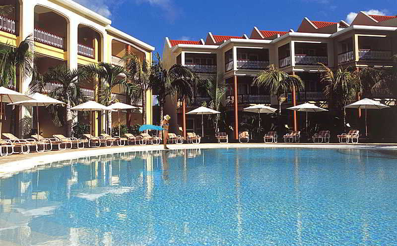Tarisa & Resort 3*
