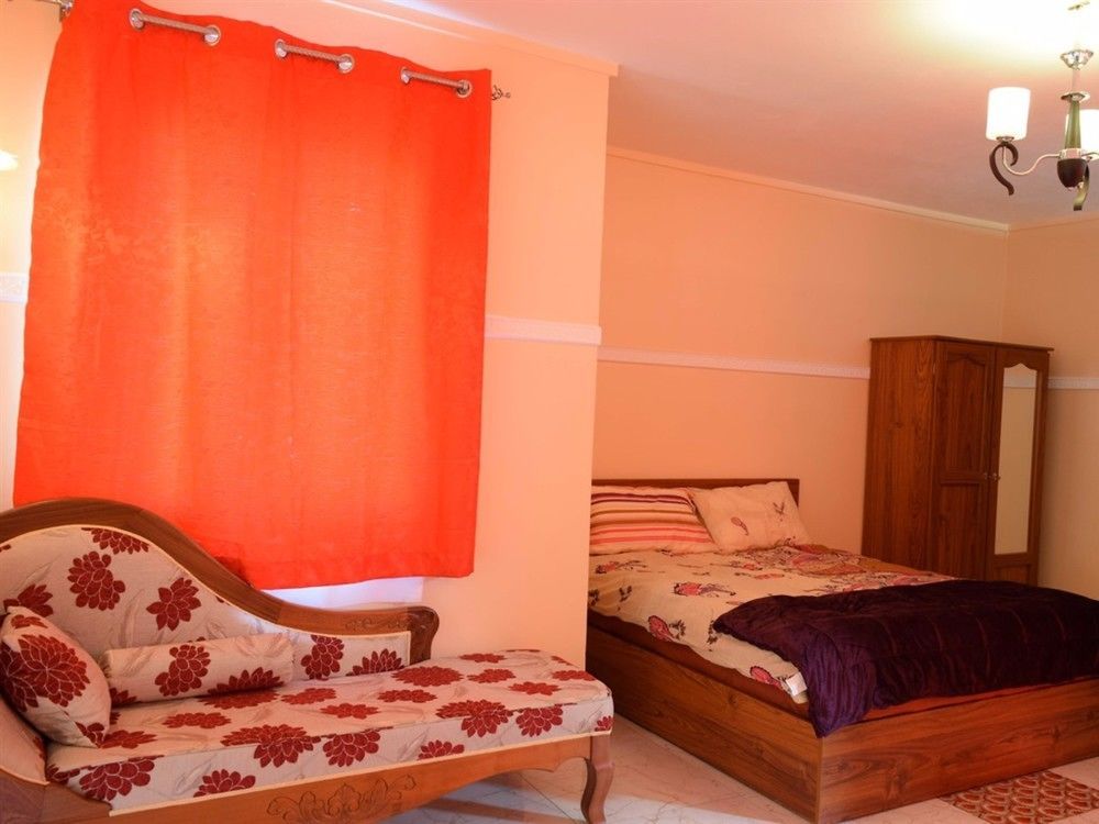 Bed & Breakfast Skylineinn 2*