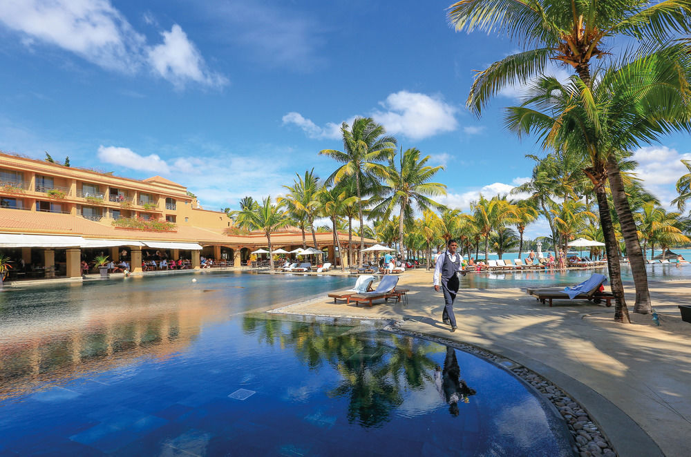 Mauricia Beachcomber & 4* Grand Baie