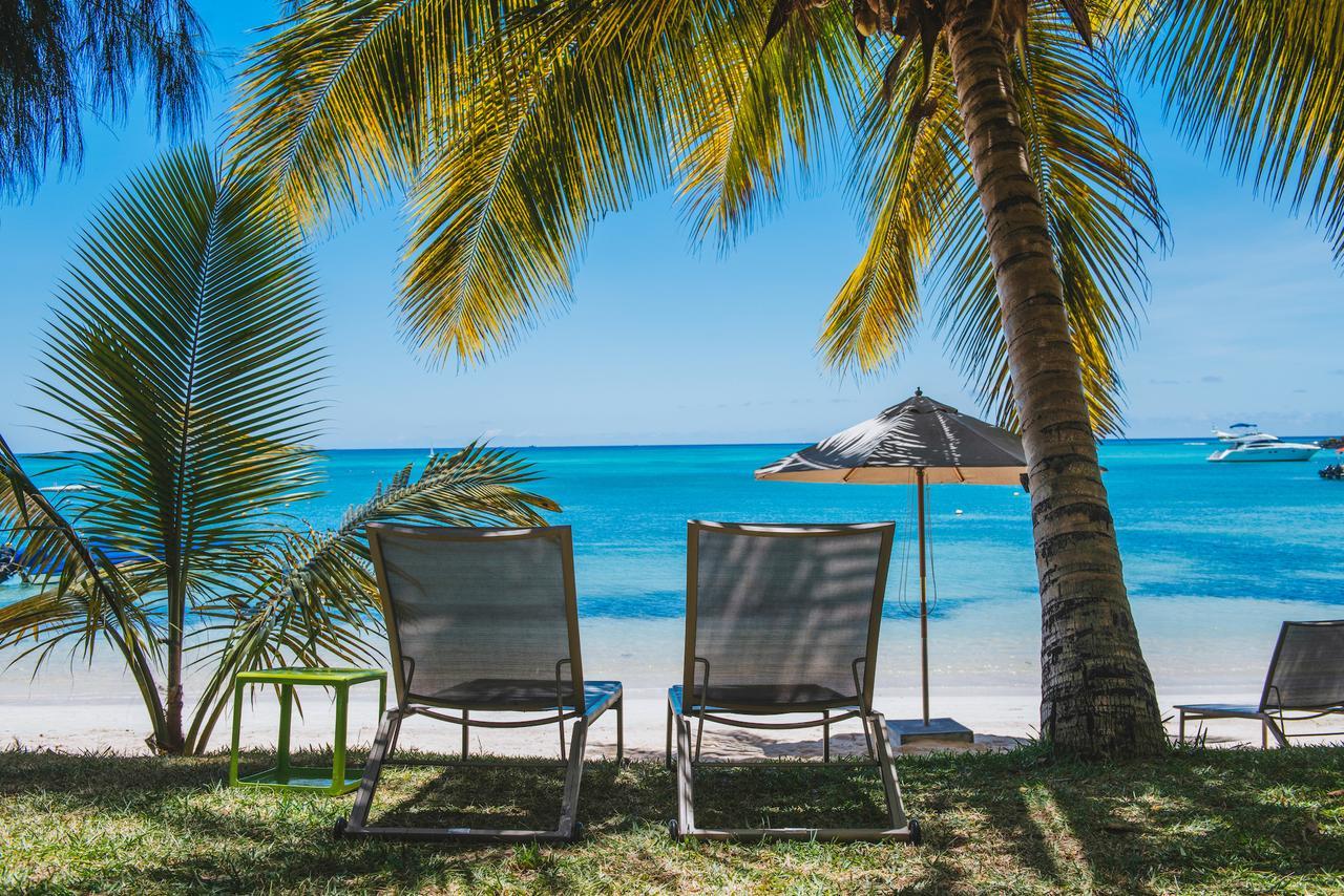 Coconuts Grand Baie