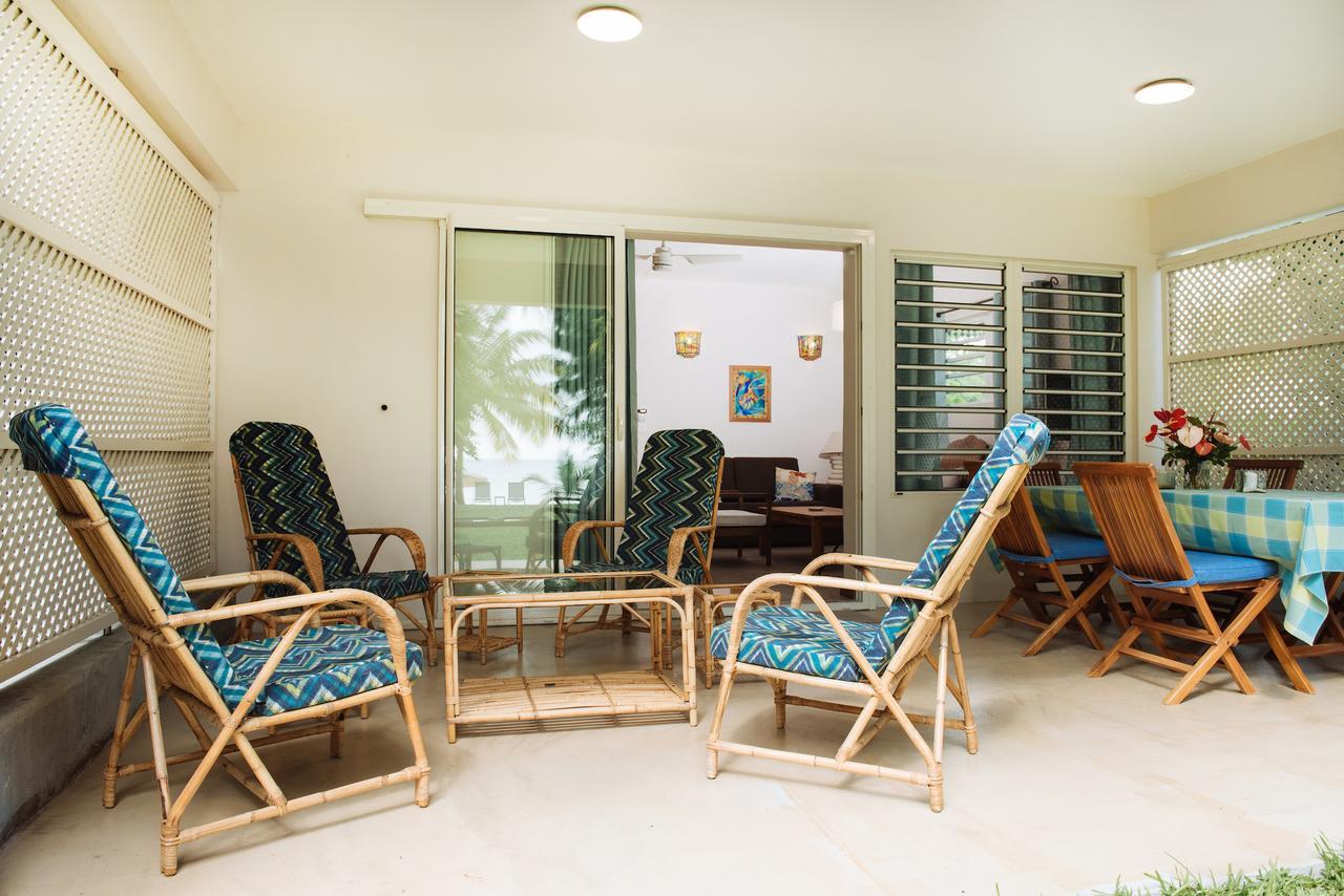 Coconuts Lodge
