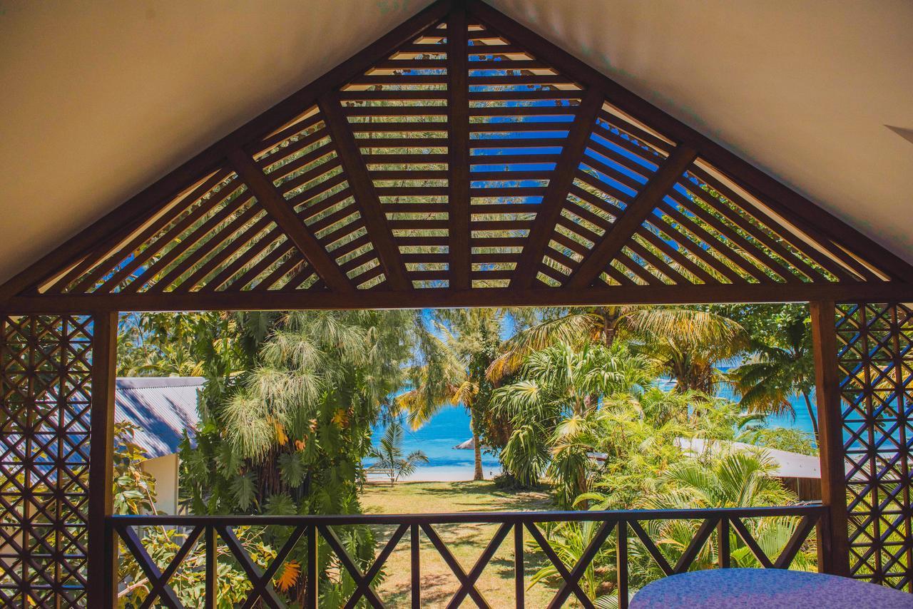 Coconuts Lodge