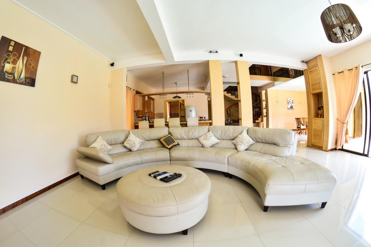 Chan Villa Tamarin