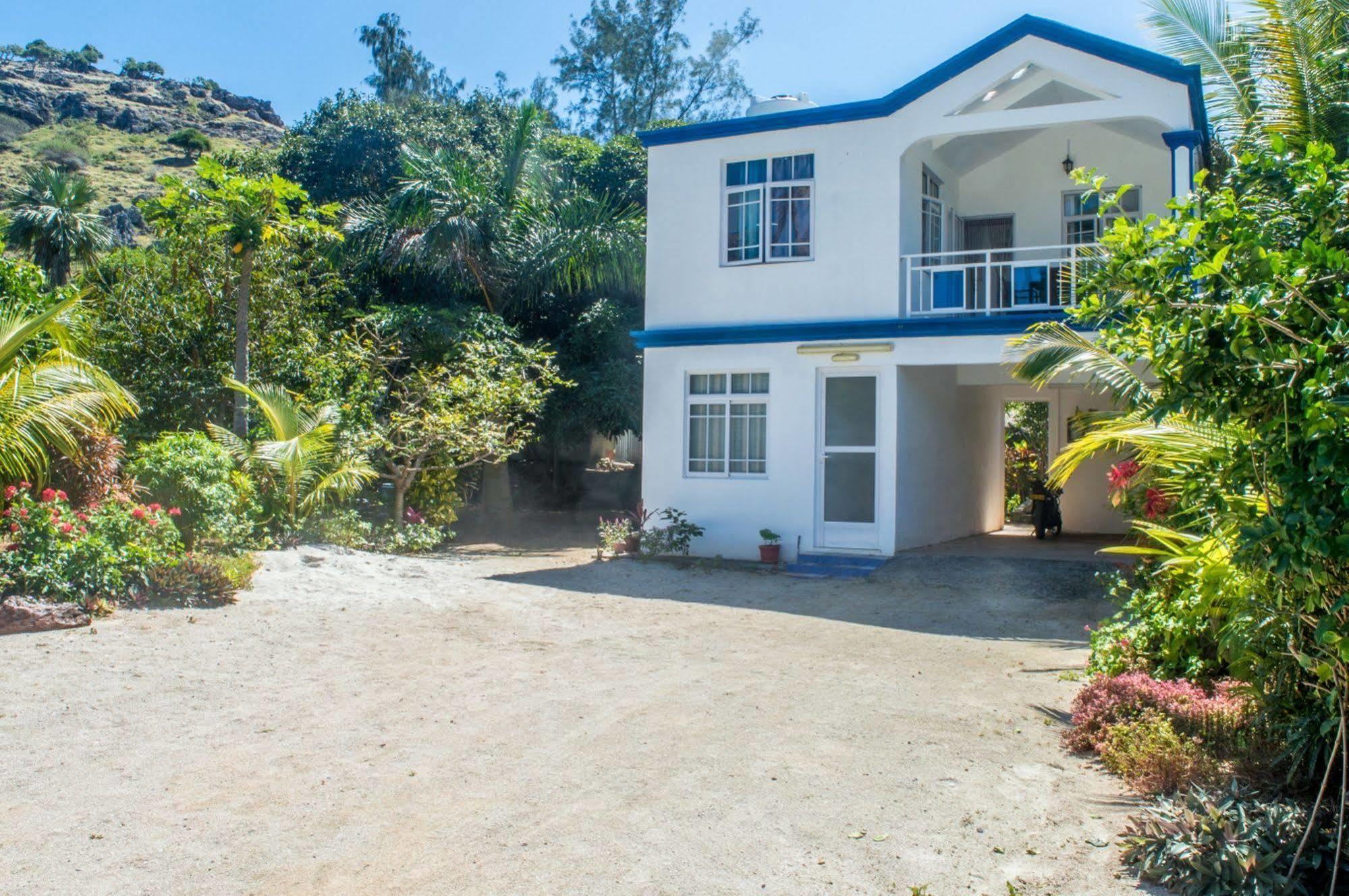 Guest house La Allamanda